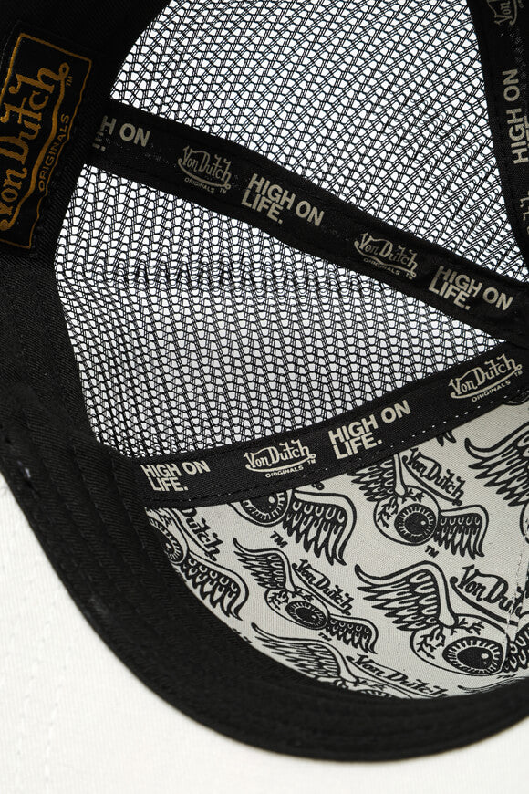 Boston Trucker Cap / Snapback - White + Black