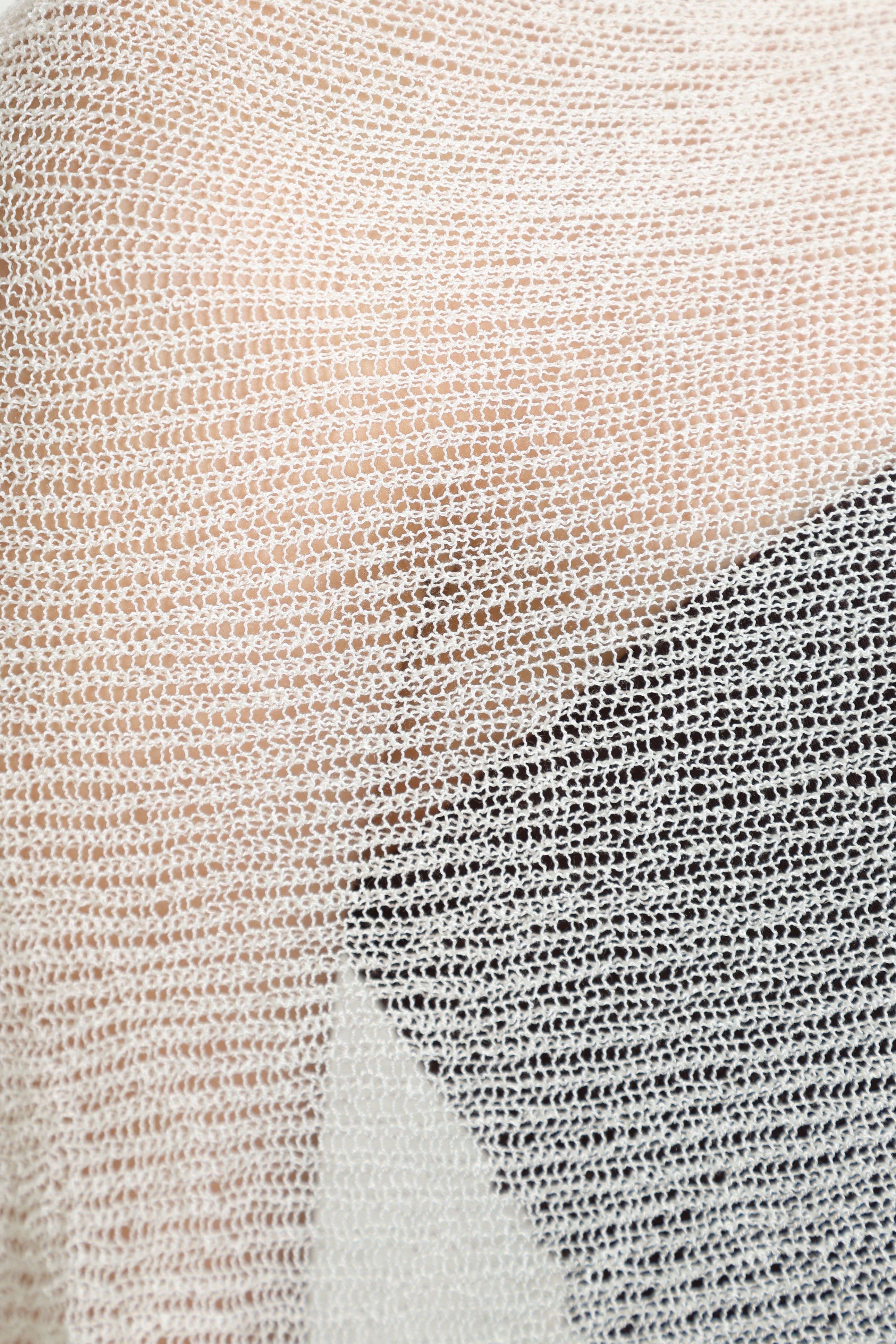 Poncho in maglia fine - Ecru