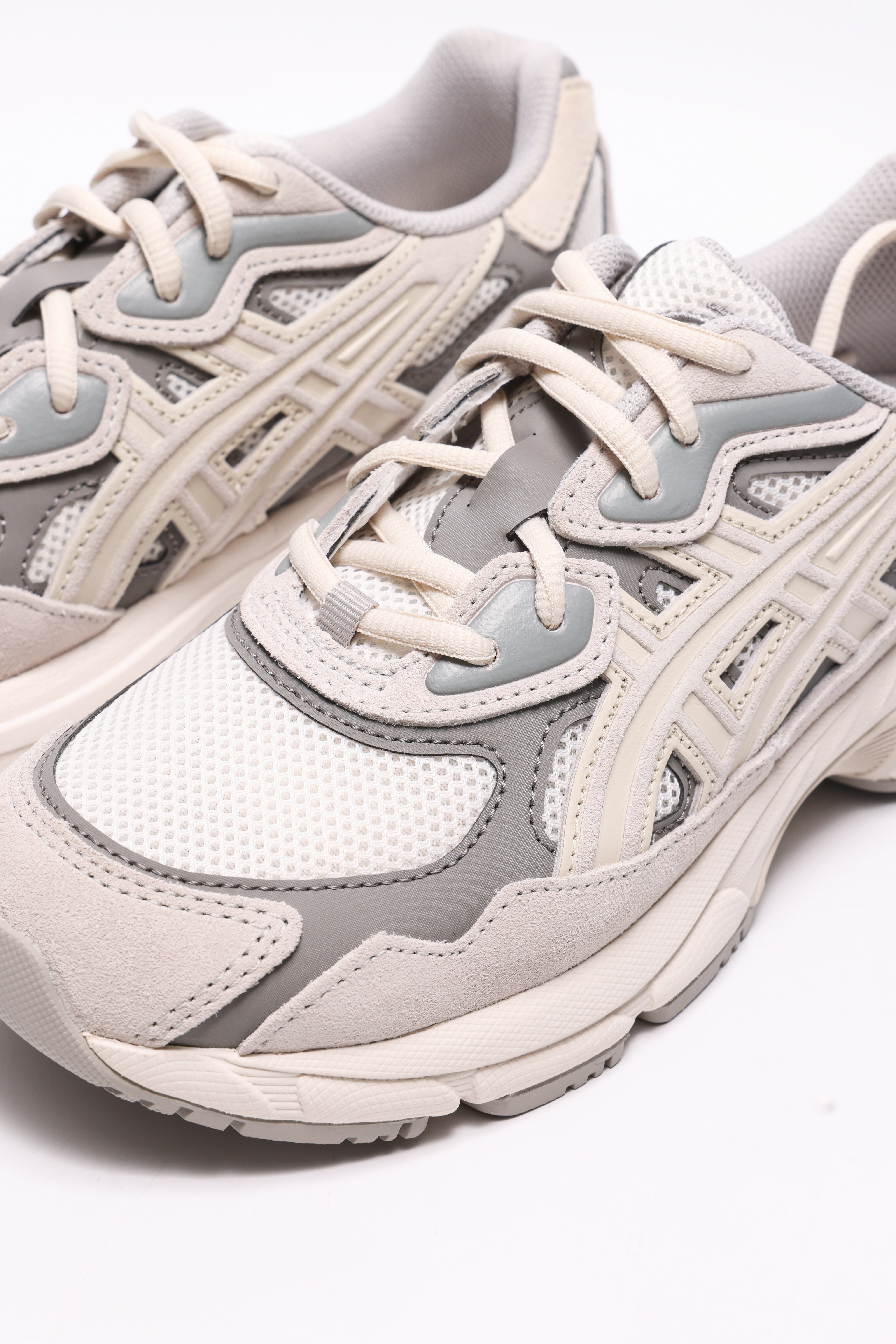 GEL-NYC Sneaker - Cream + Oyster Grey