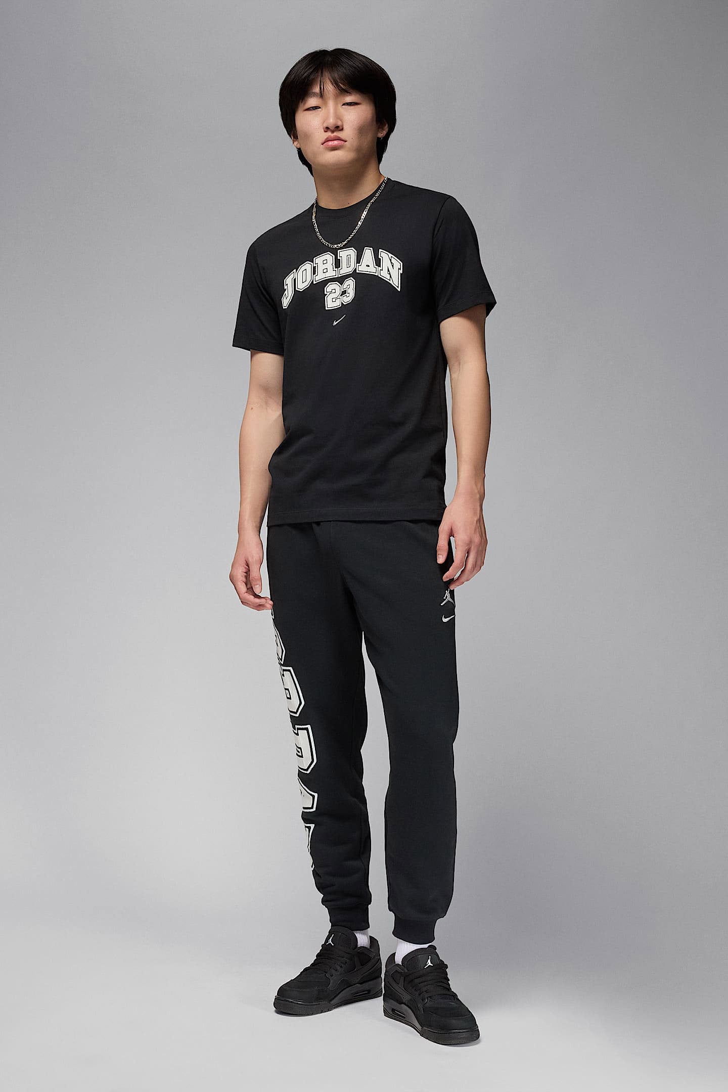 T-Shirt - Black