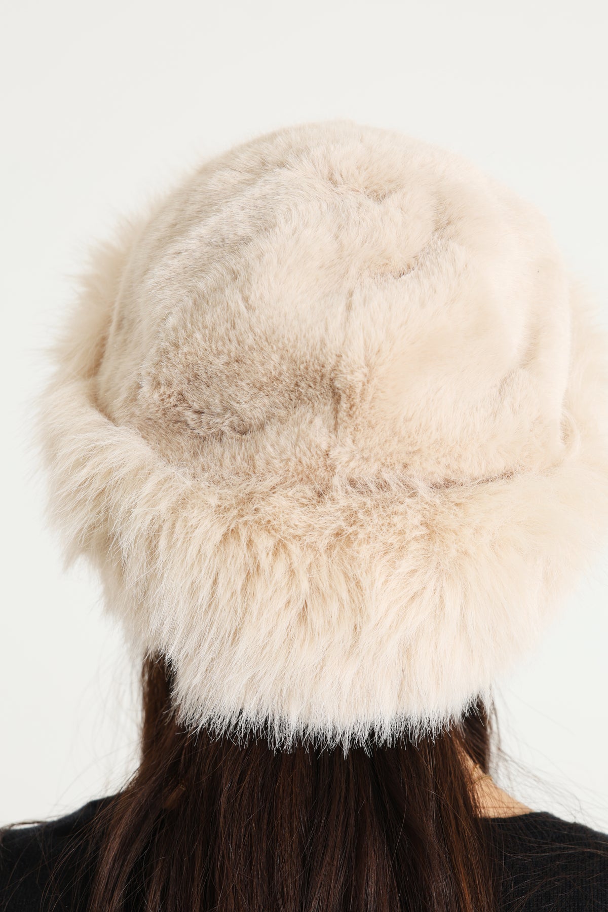 Chapeau en fourrure synthétique - Beige