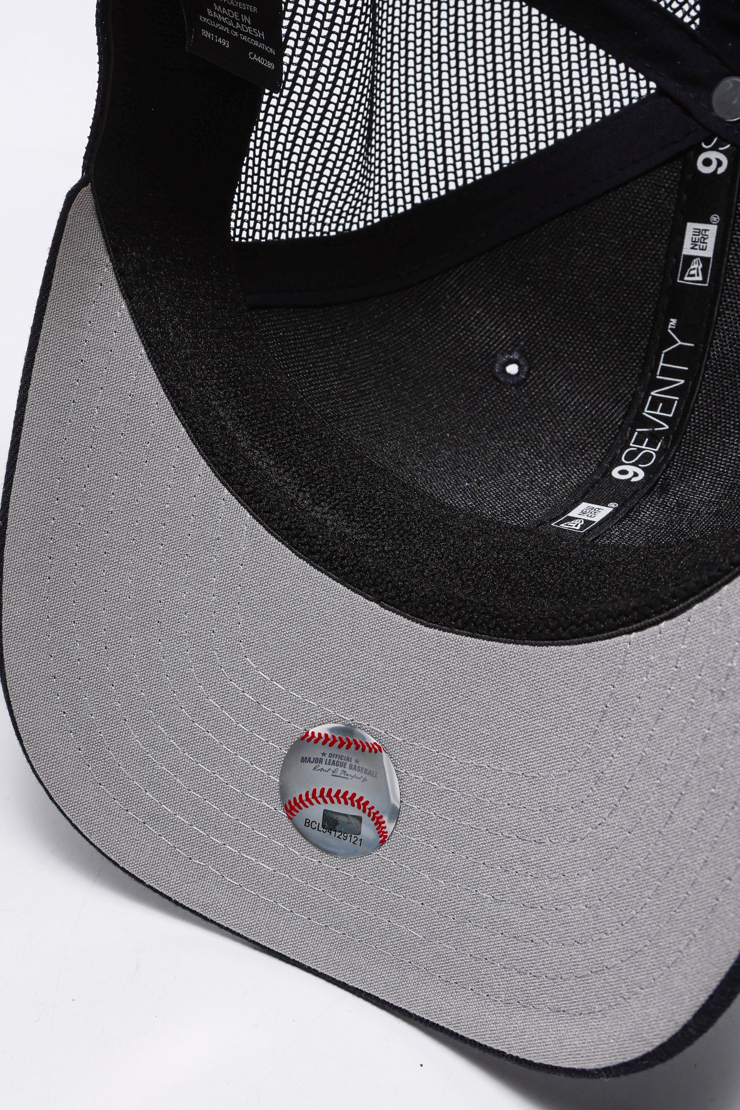 Cappellino trucker / snapback - Dark Navy + Red
