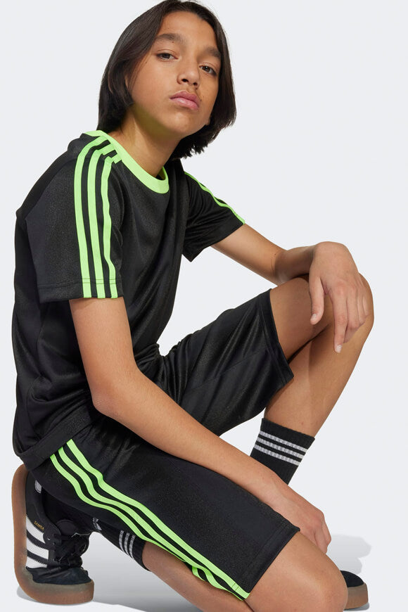 Training shorts - Black + Signal Green