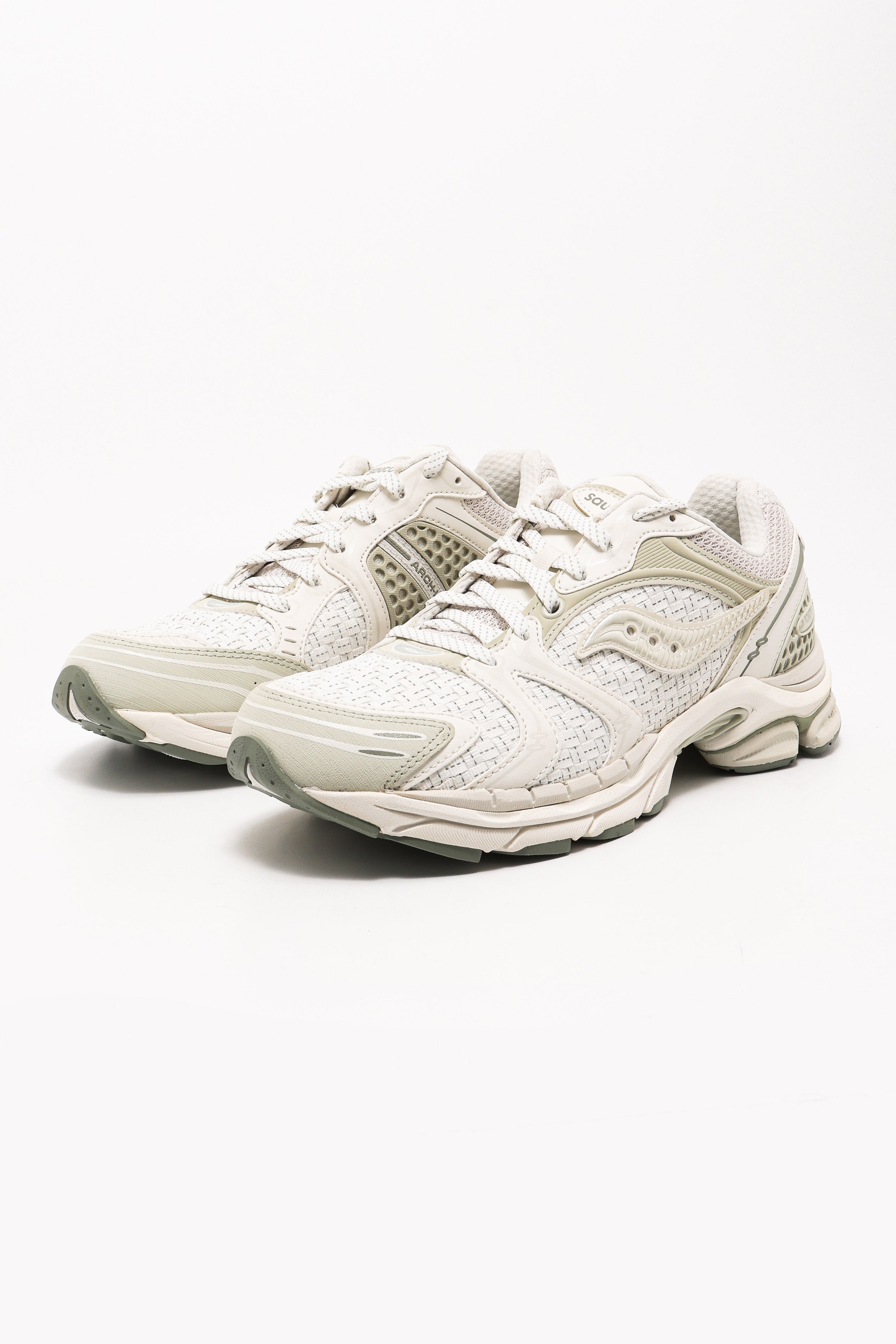 Progrid Triumph 4 sneakers - Ivory + Celadon