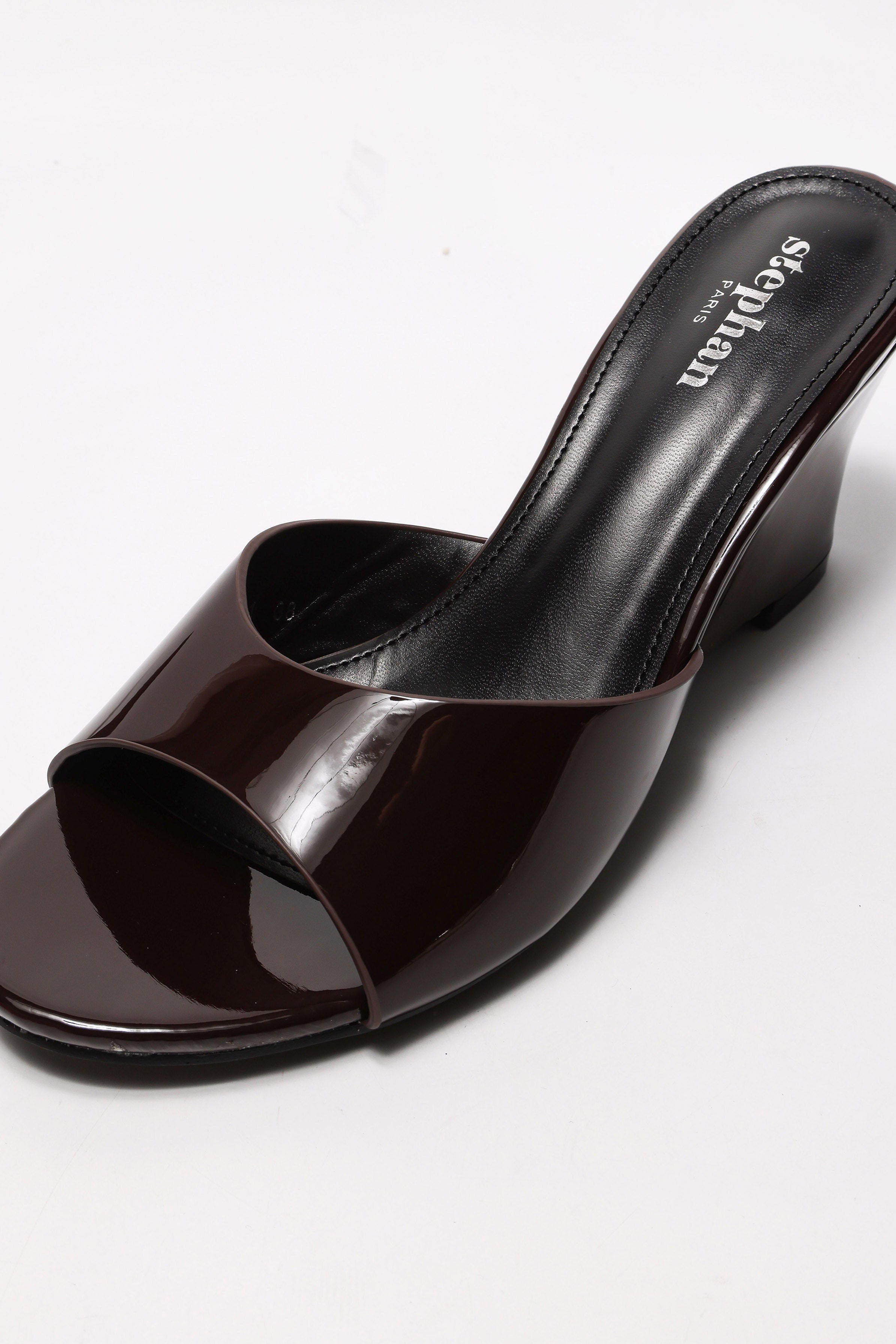 Mules vernies compensées - Coffee
