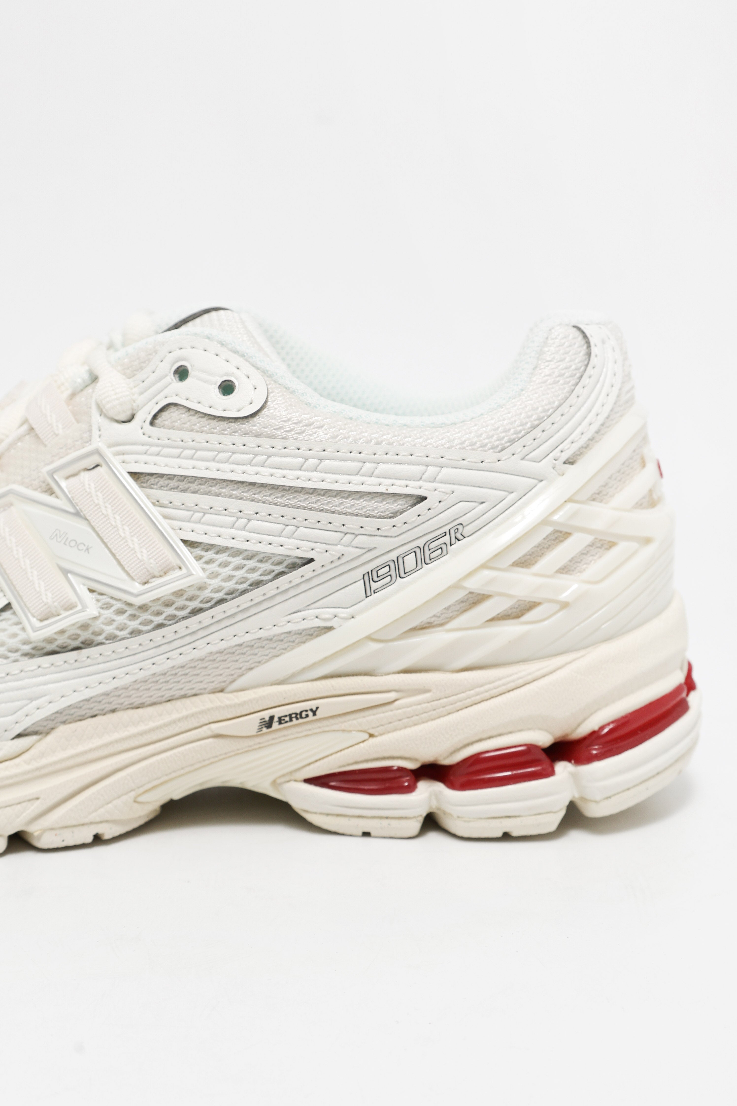 U 1906R Sport Essentials Sneaker - Angora + Sea Salt + Shadow Red