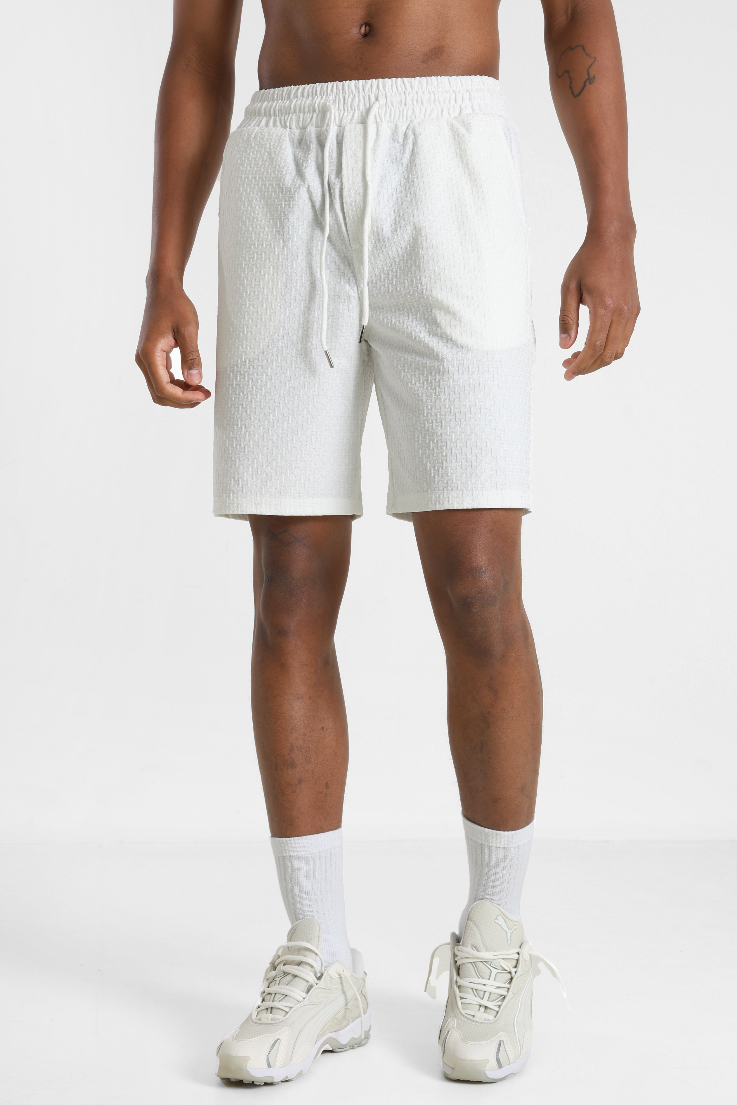 Strukturierte Stoffshorts - Offwhite