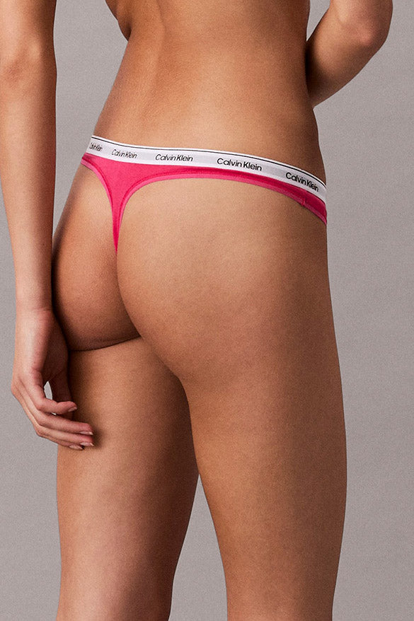 String - Vibrant Pink