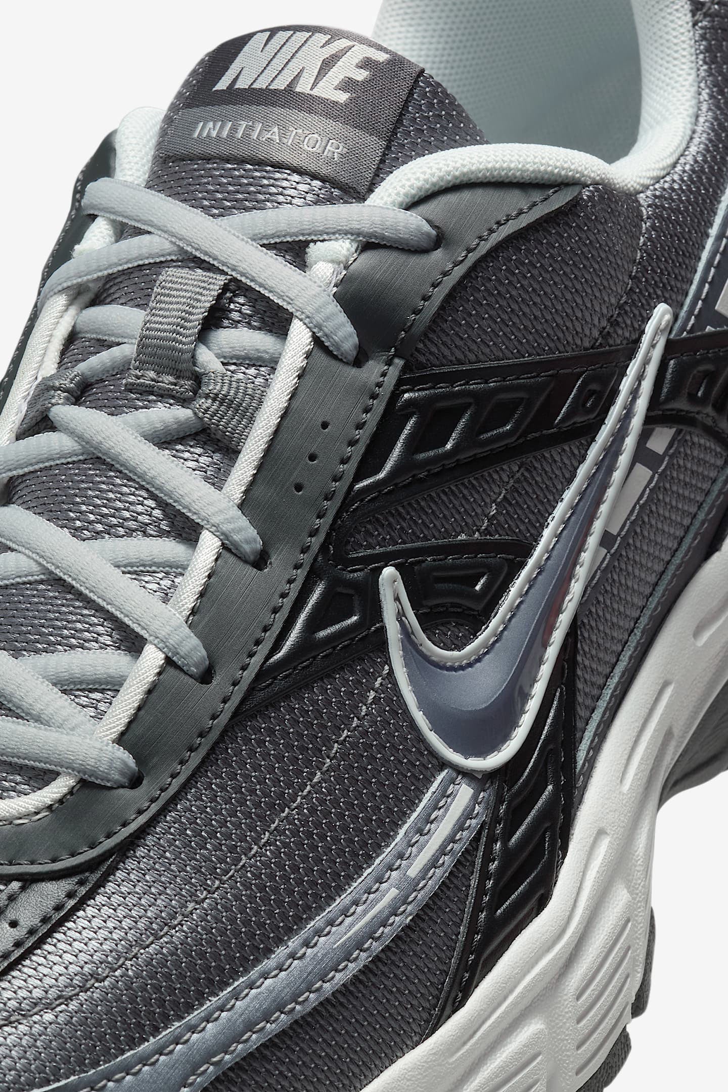 Initiator Sneaker - Anthracite + Metallic Cool Grey