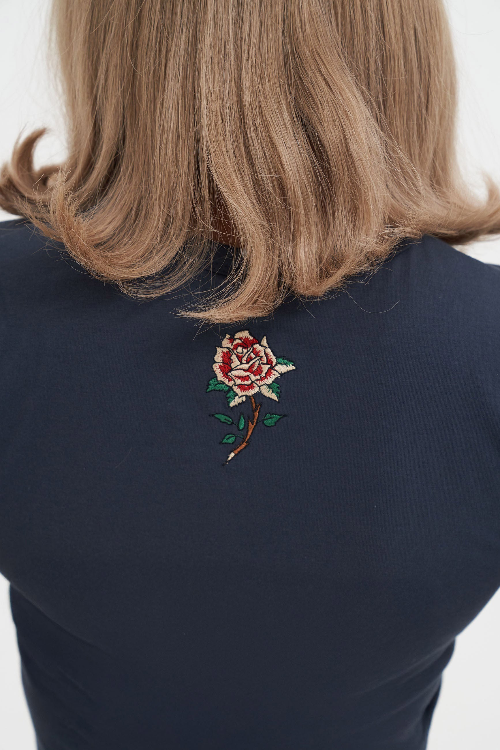 Maglietta con tagli - Petrolio scuro