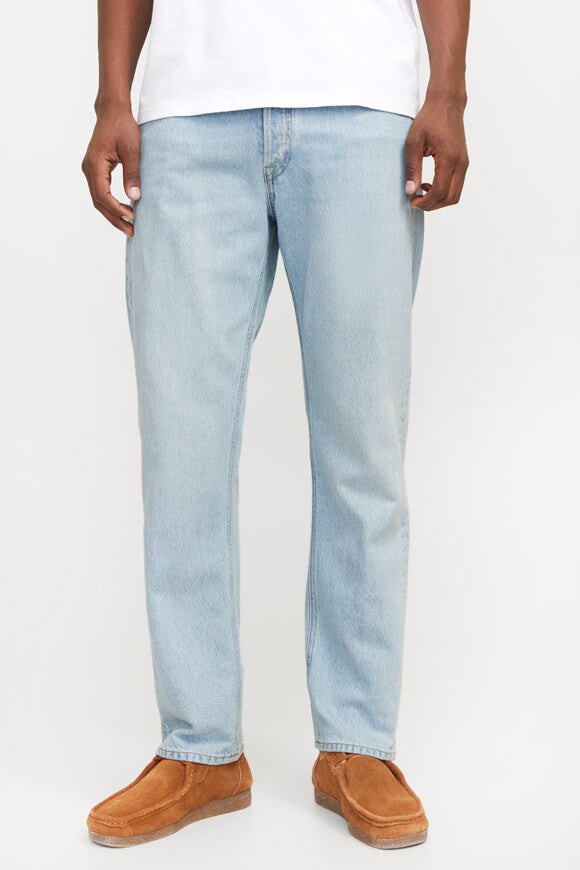 Chris Relaxed Fit Jeans L32 - Light Blue Denim