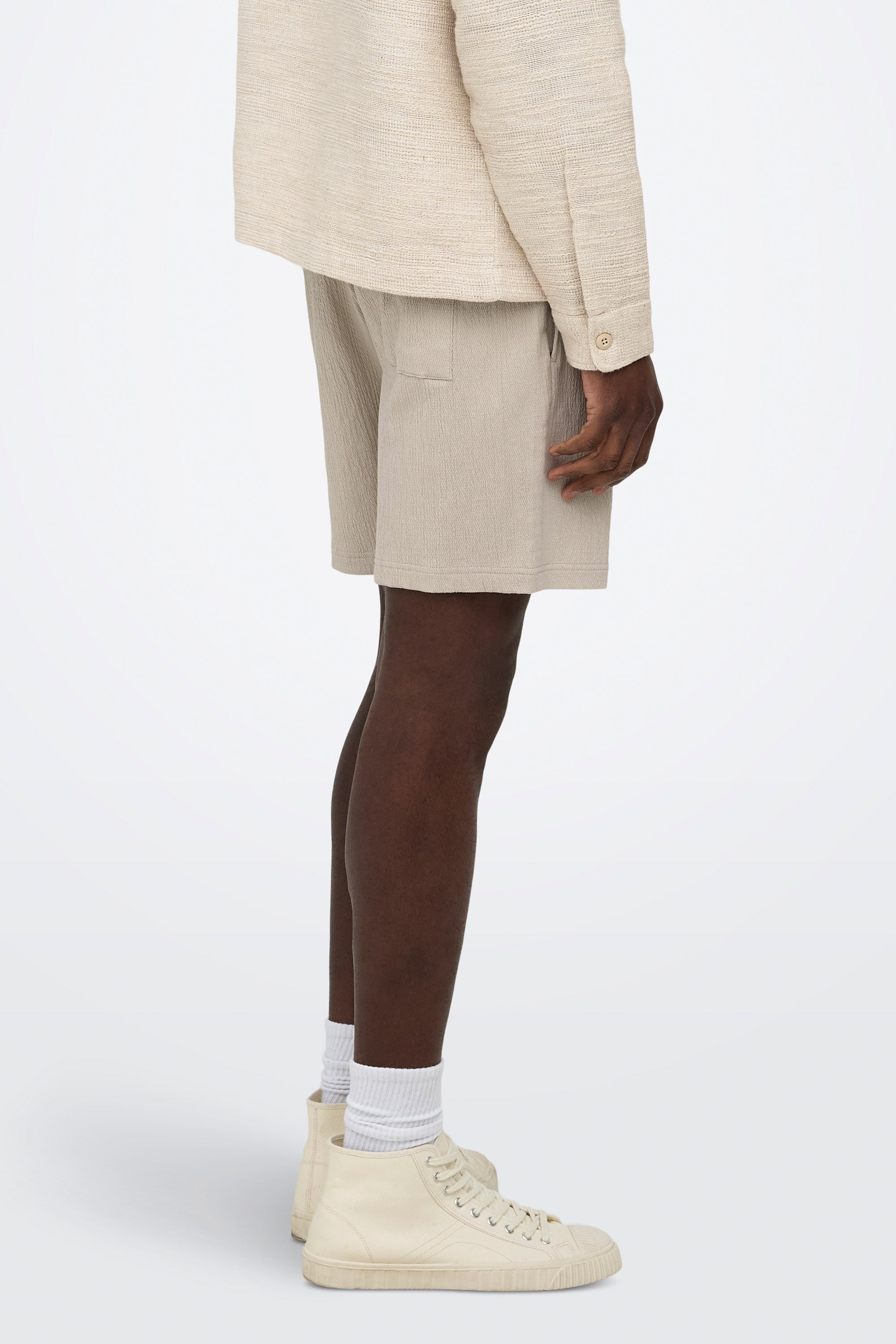 ONSEDDIE Strukturierte Stoffshorts - Silver Lining