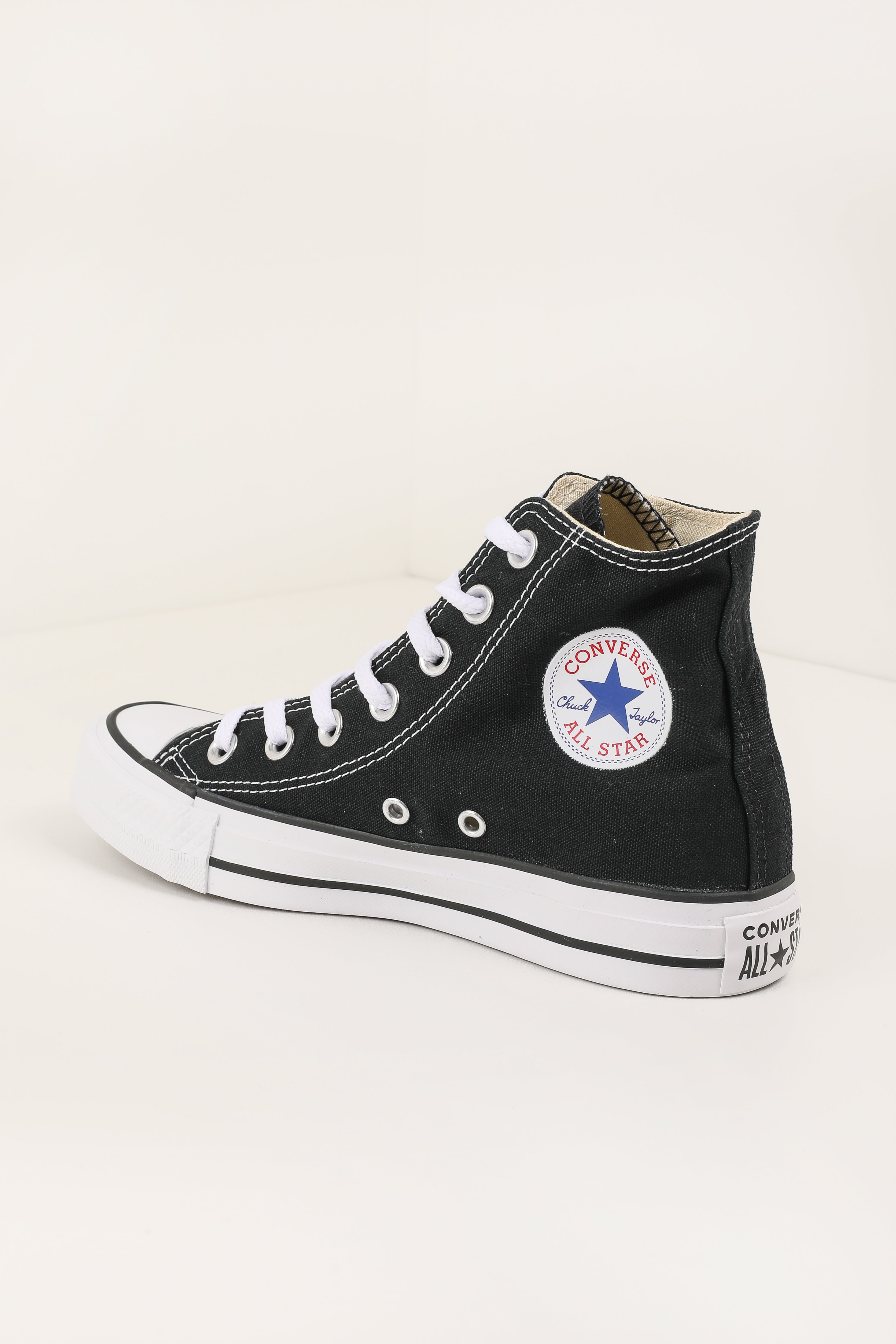 Chuck Taylor Sneaker - Black_1