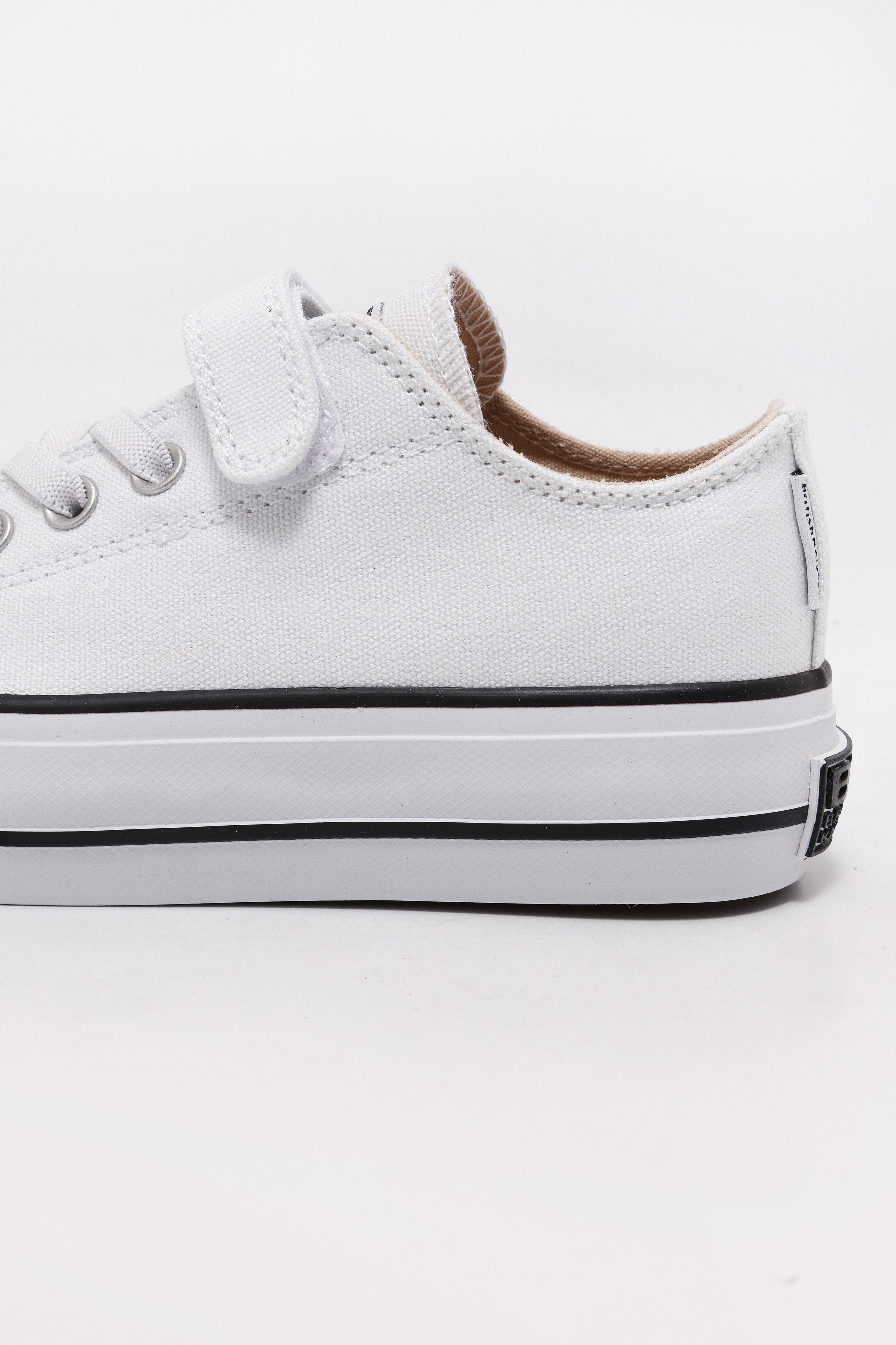 Kaya Sneaker - White