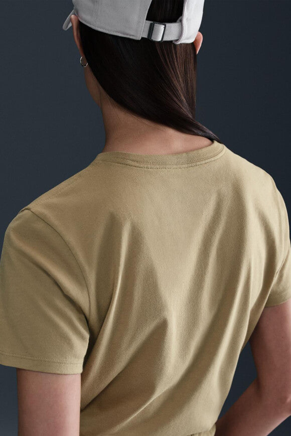 Sportswear Club Essentials T-Shirt - Beige