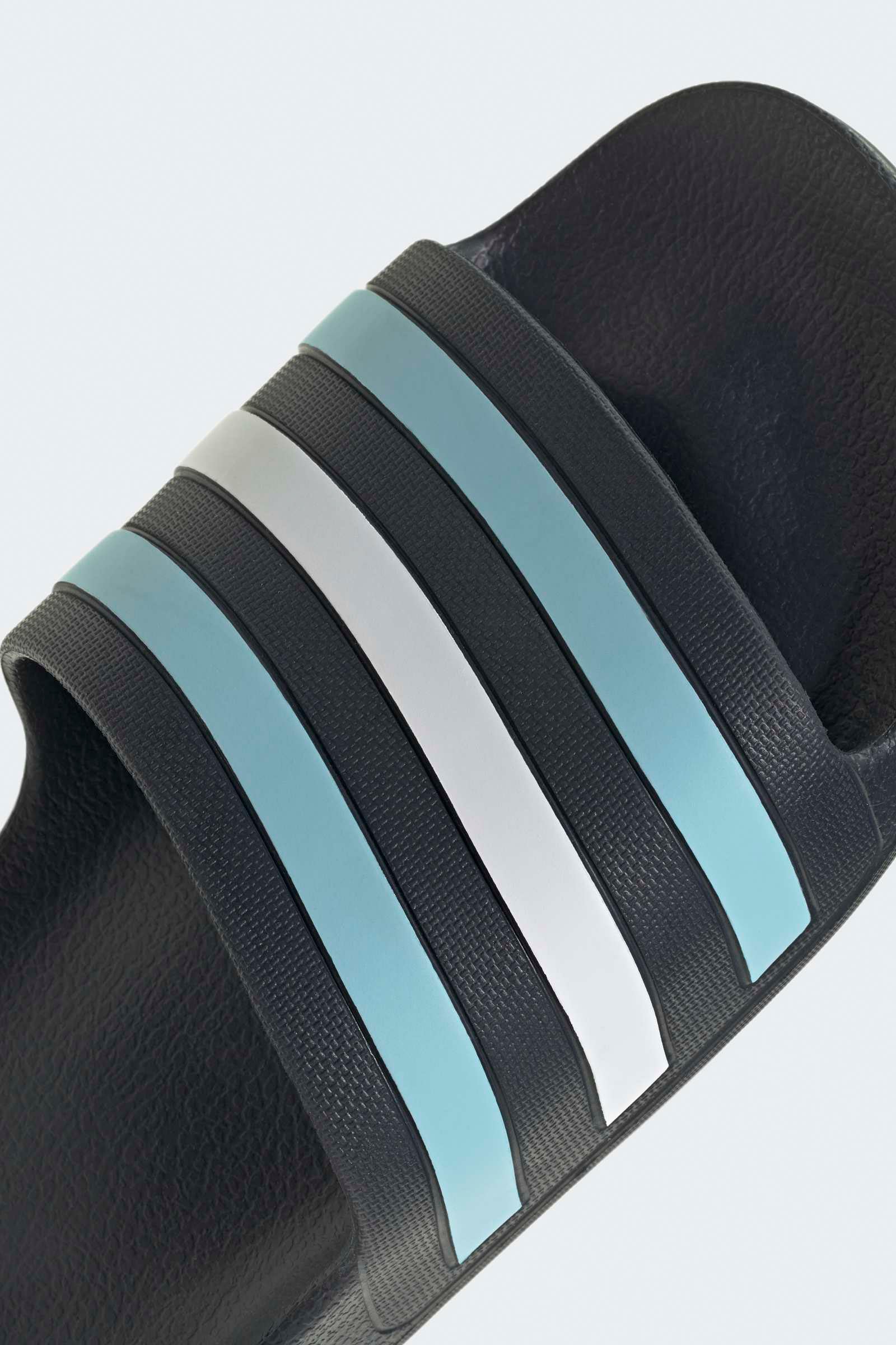 Adilette Aqua Pantoletten - Night Navy + Icey Blue + Footwear White