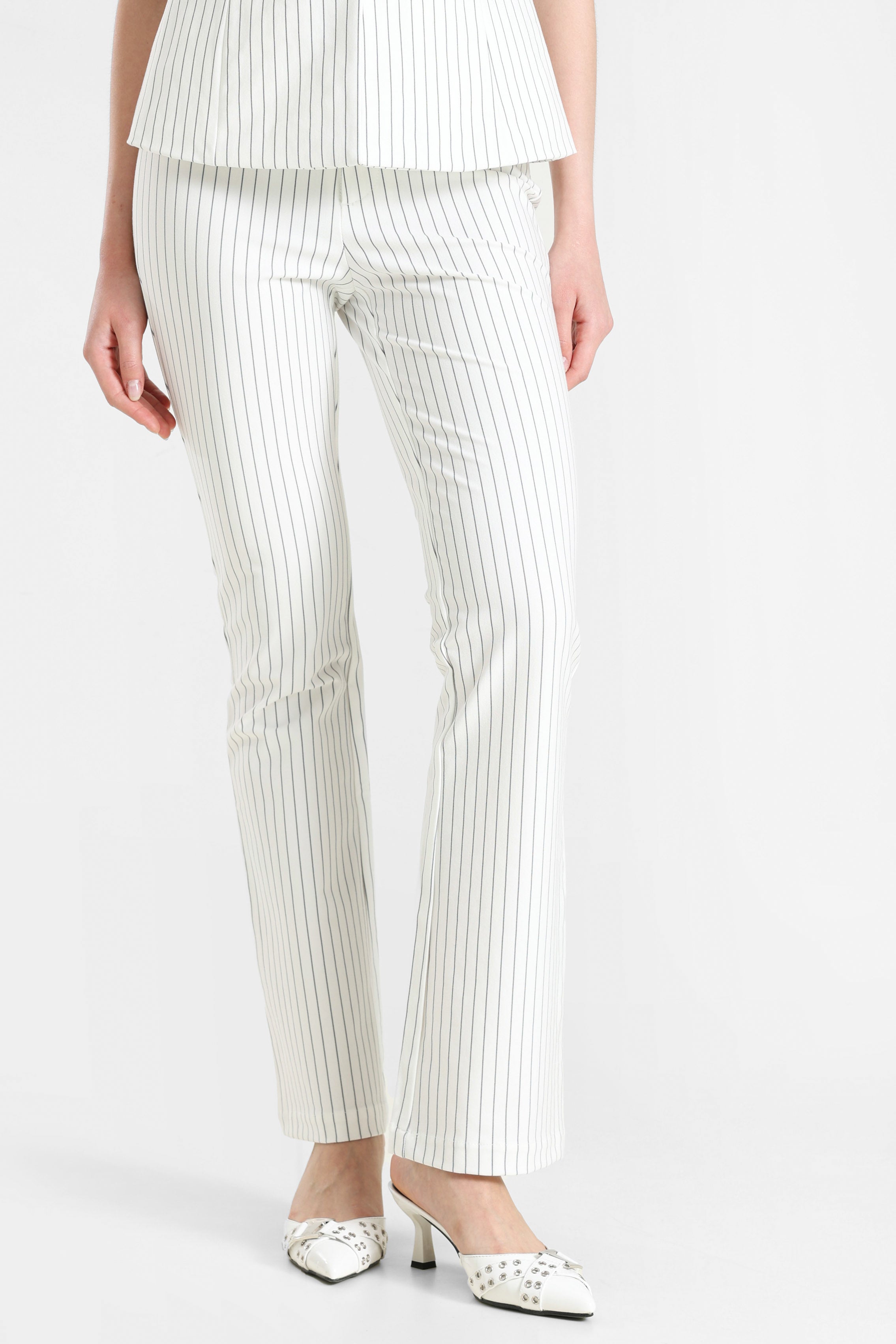 Pantalone a zampa - Ecru