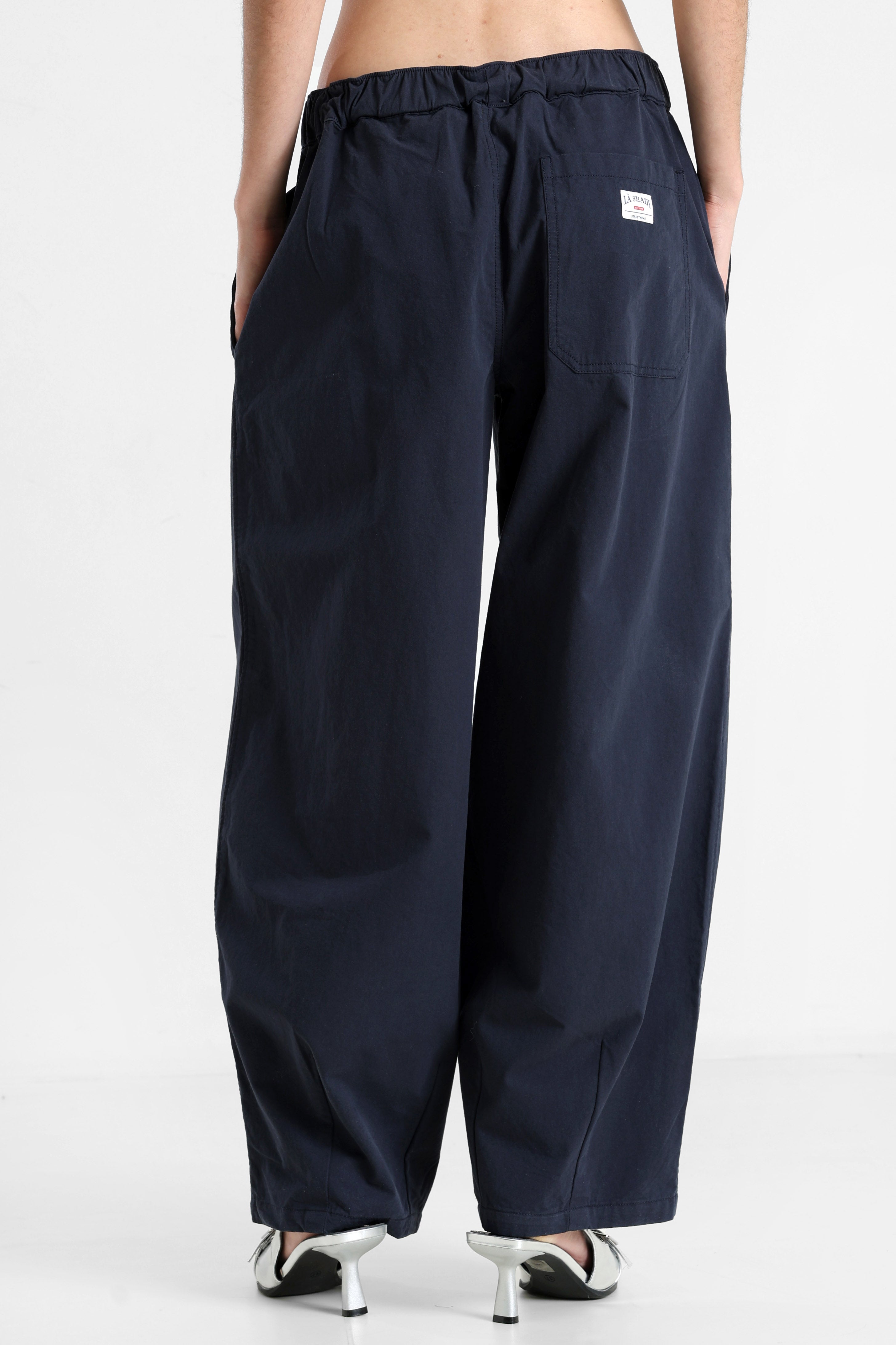 Barrel Fit Stoffhose - Marineblau