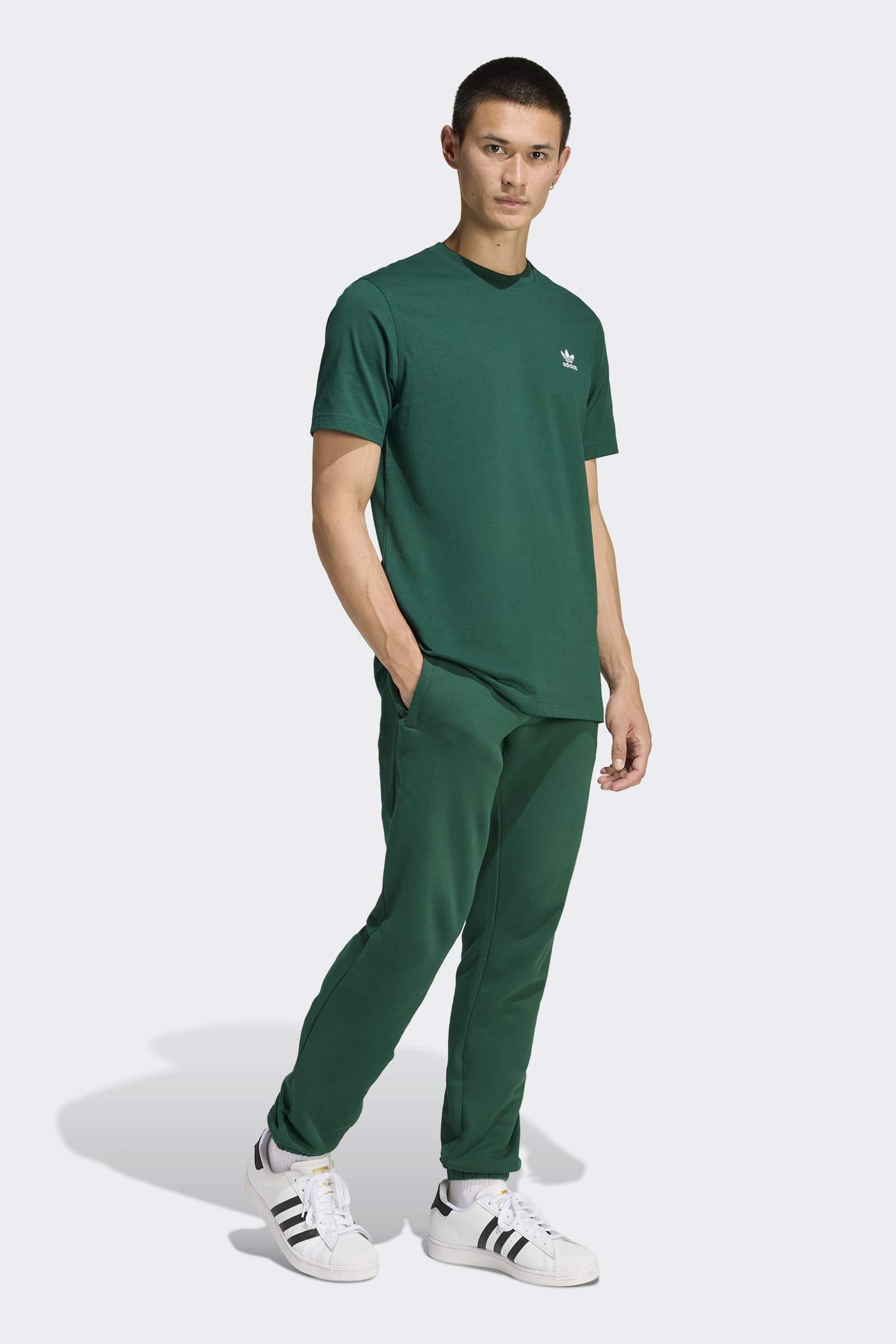 Trefoil Essentials T-Shirt - Collegiate Green