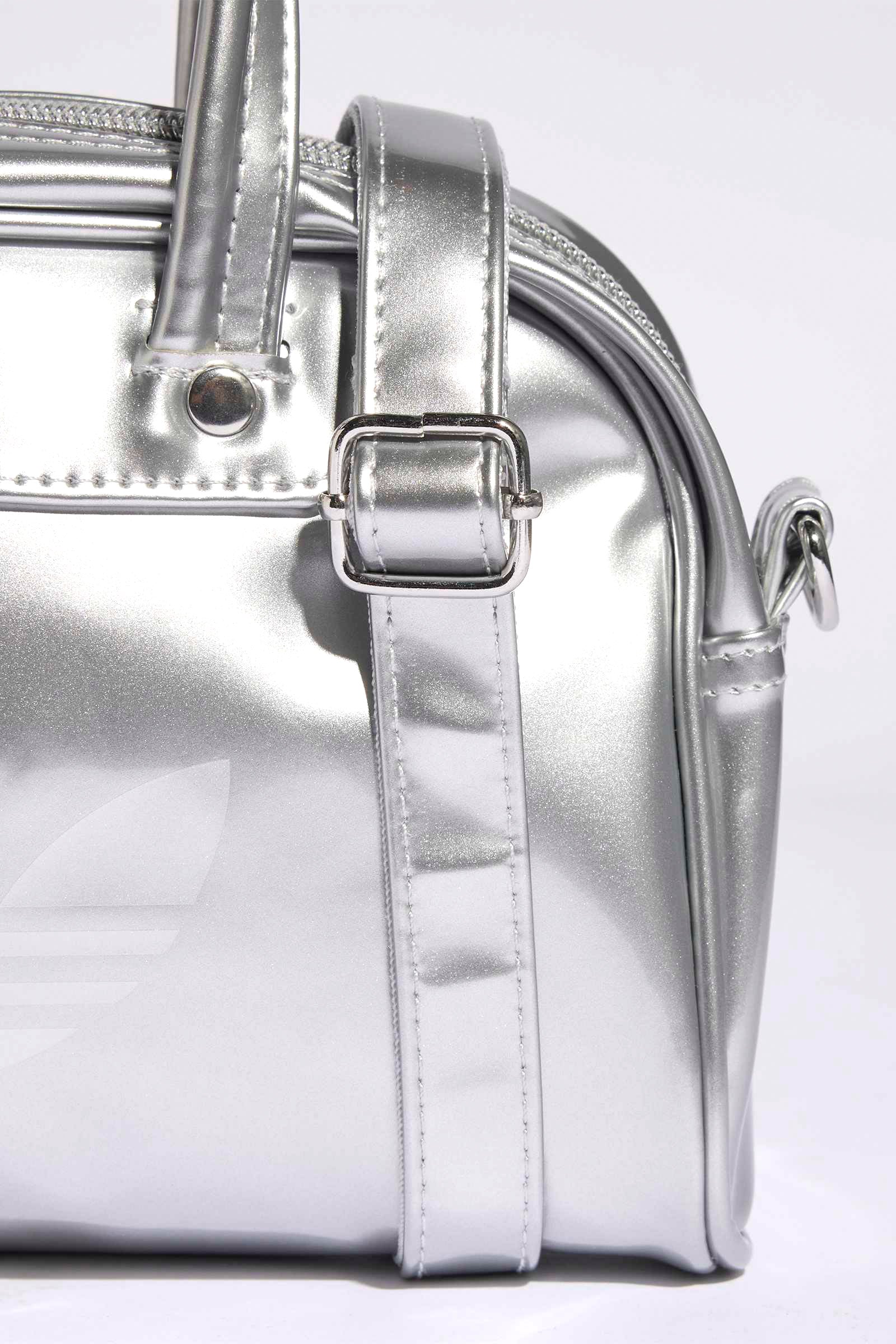 Borsa a mano/tracolla in vinile Adicolor - Argento metallizzato