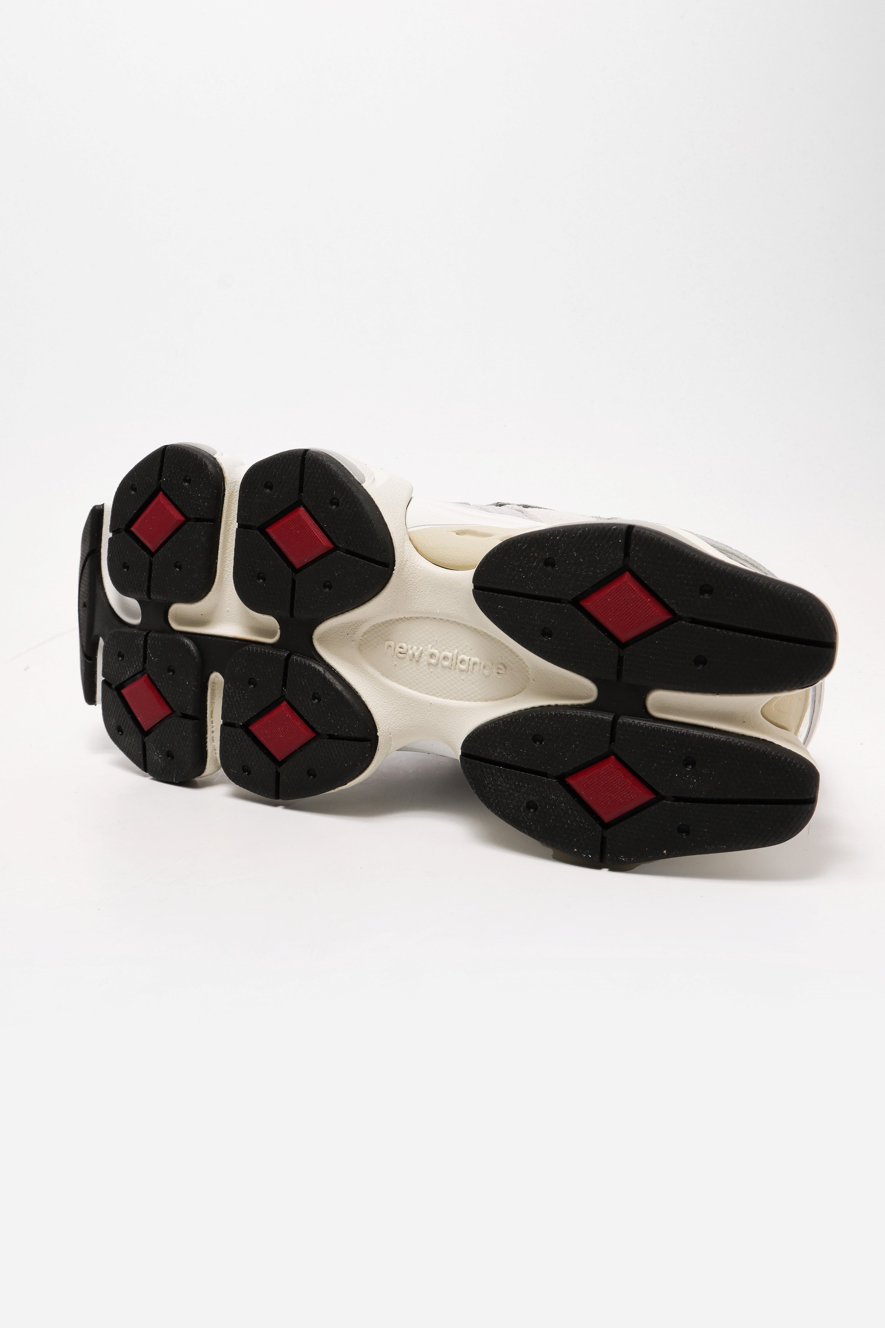 9060 Sneaker - Rain Cloud