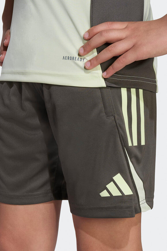 Short d'entraînement du Real Madrid - Utility Grey