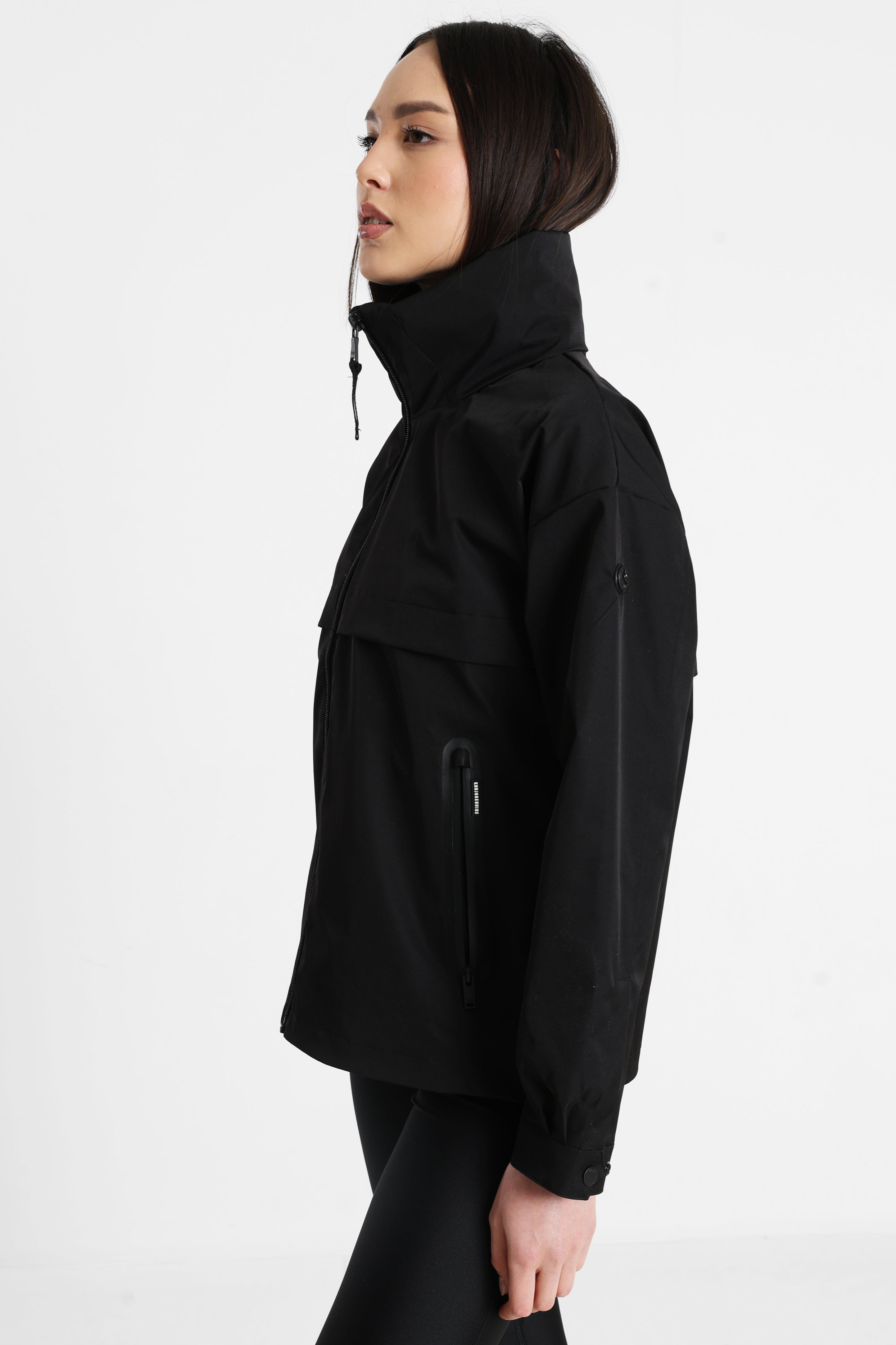 Raibe 2 Leichte Jacke - Black