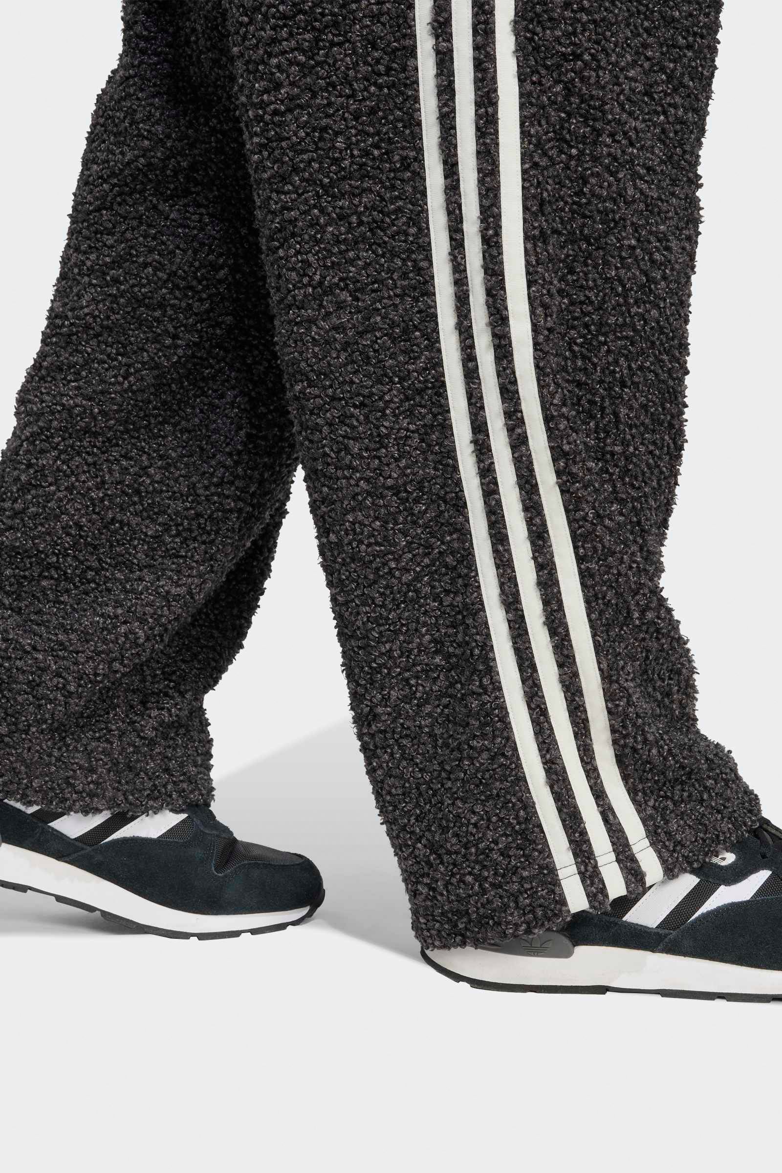 Pantaloni della tuta Firebird in bouclé peluche - Black