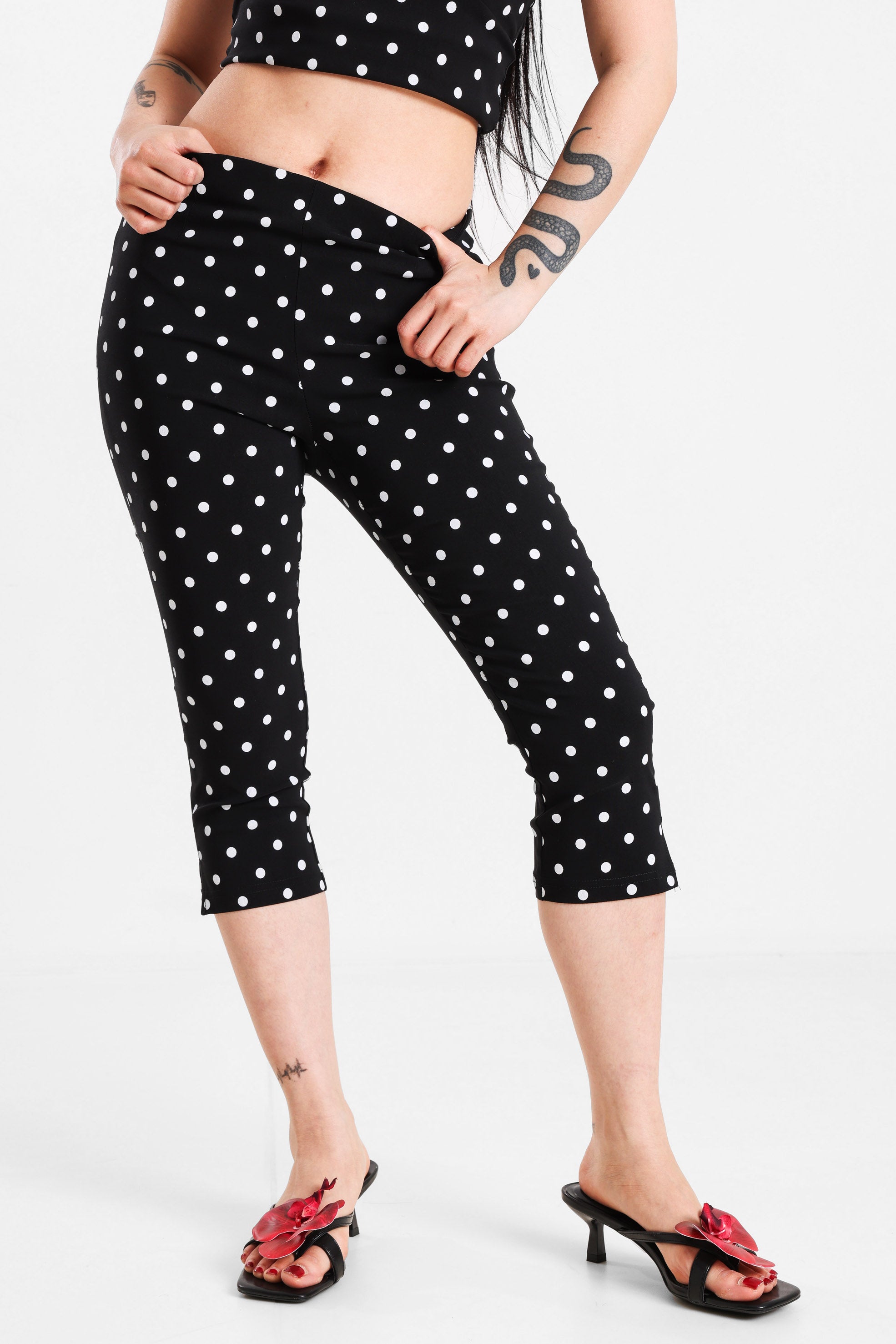 Caprihose - Schwarz + Weiss