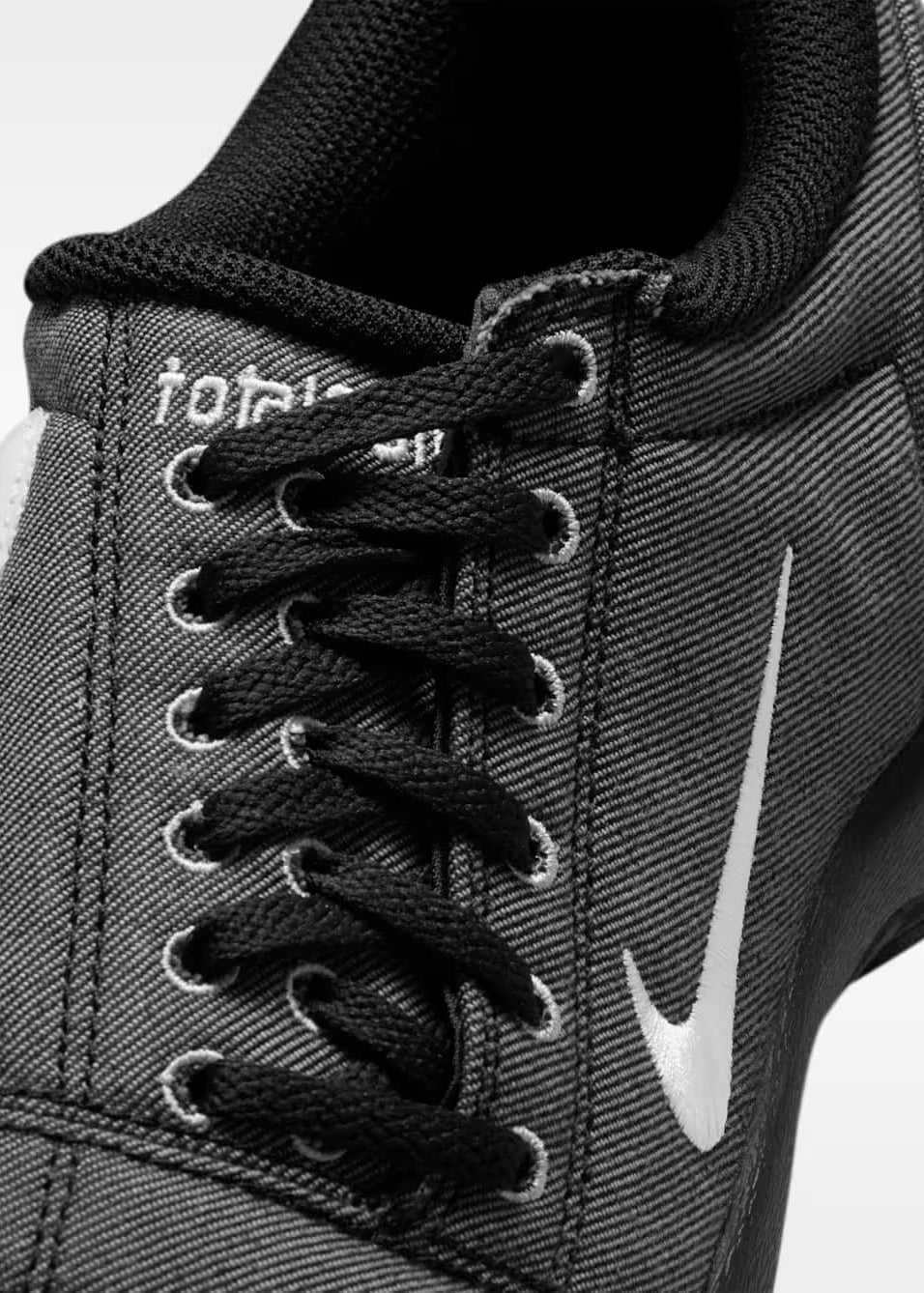 Total 90 Premium Sneaker - Black + White