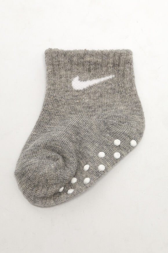 Three-pack of non-slip baby socks - mottled gray + white + black