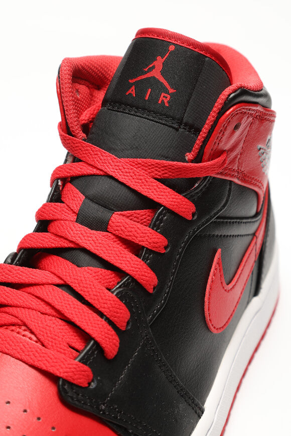 Air Jordan 1 Sneaker - Black + Fire Red
