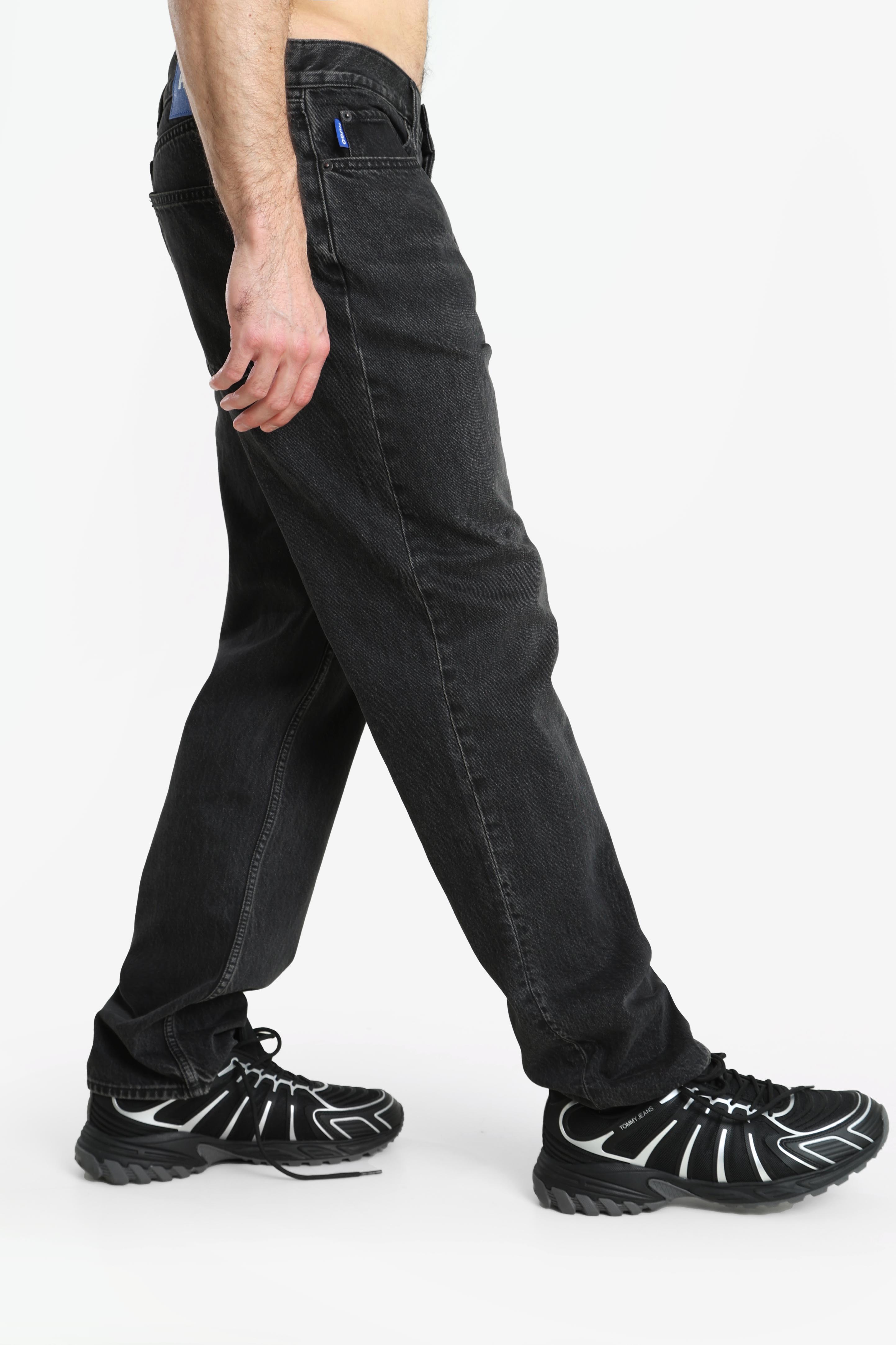 Jonah Straight Fit Jeans L32 - Charcoal