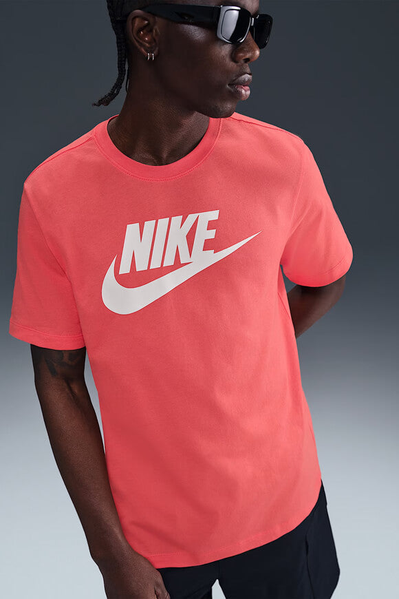 T-Shirt - Magic Ember