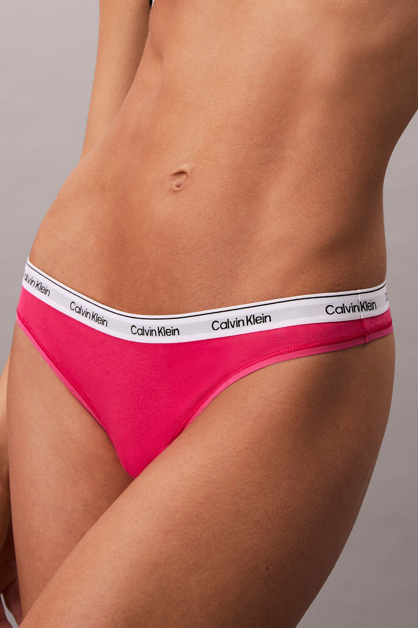 String - Vibrant Pink