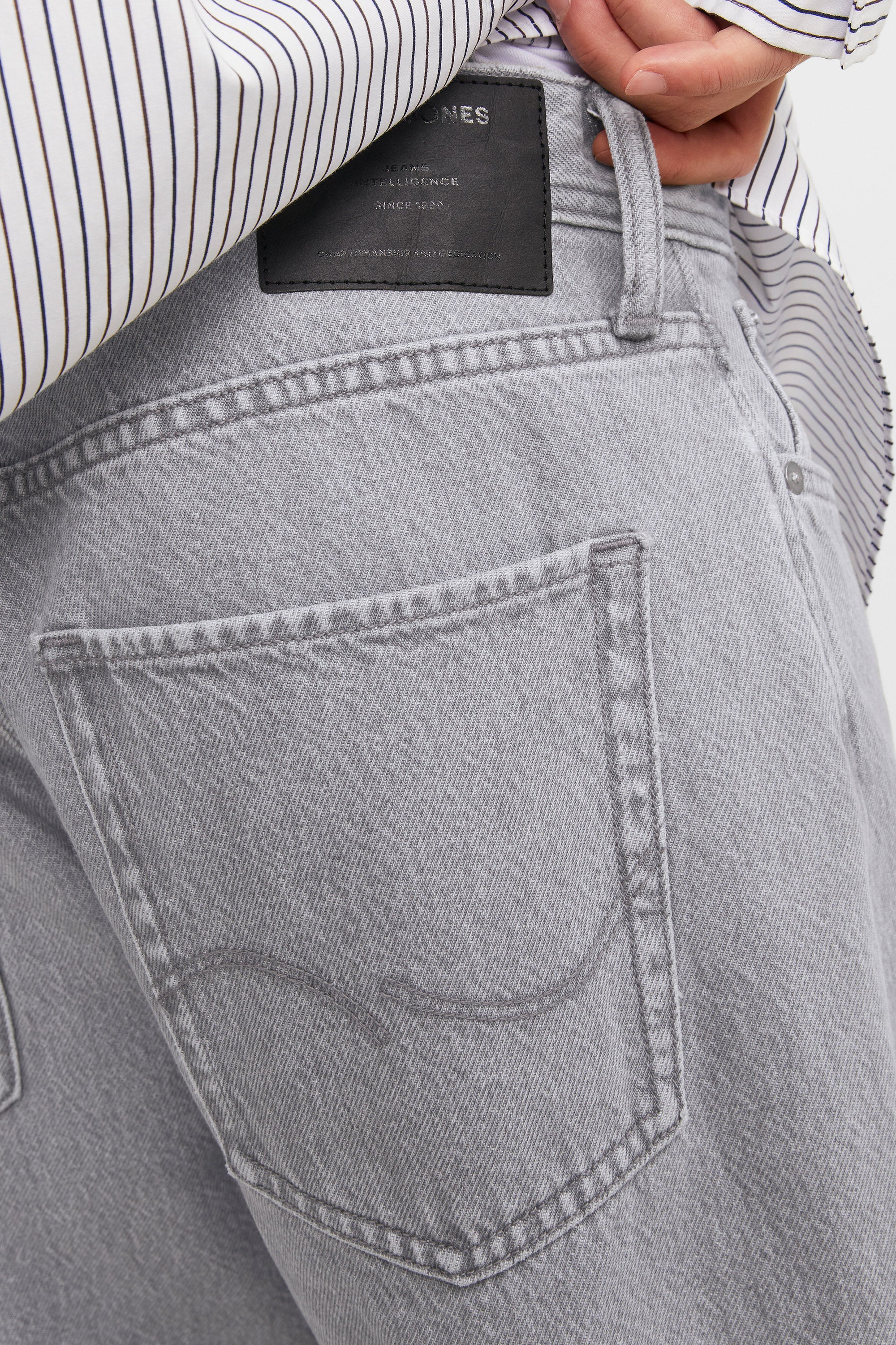 331 JJIALEX Baggy Fit Jeans L32 - Grey Denim