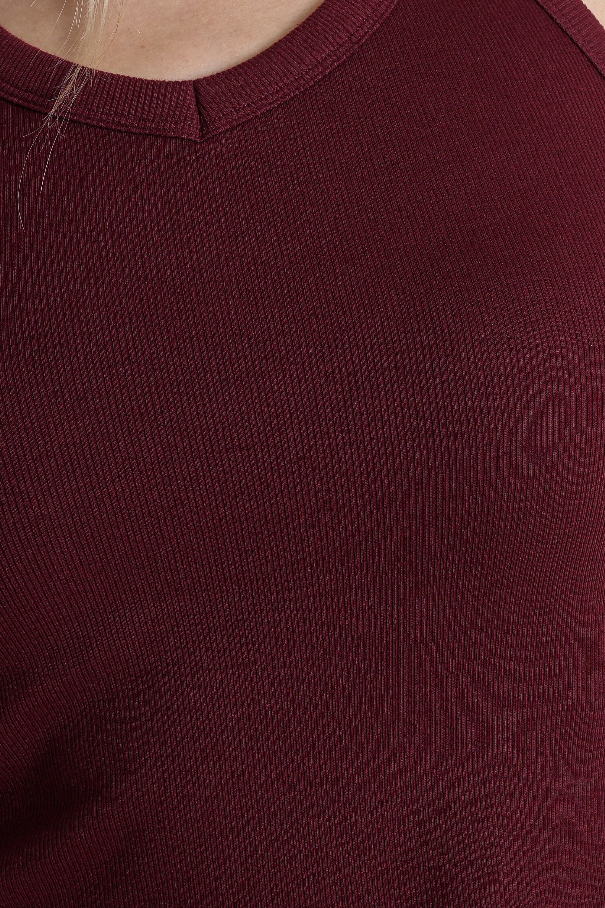 Geripptes Neckholder Crop Top - Bordeaux