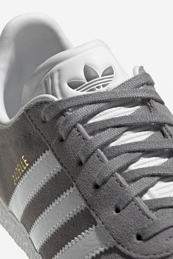 Gazelle Sneaker - Grey Three + Footwear White + Gold Metallic