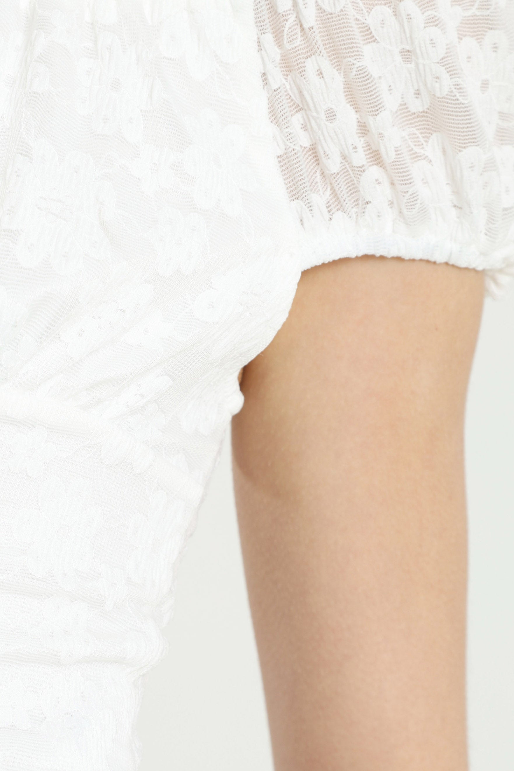 Top corto in pizzo - Bianco