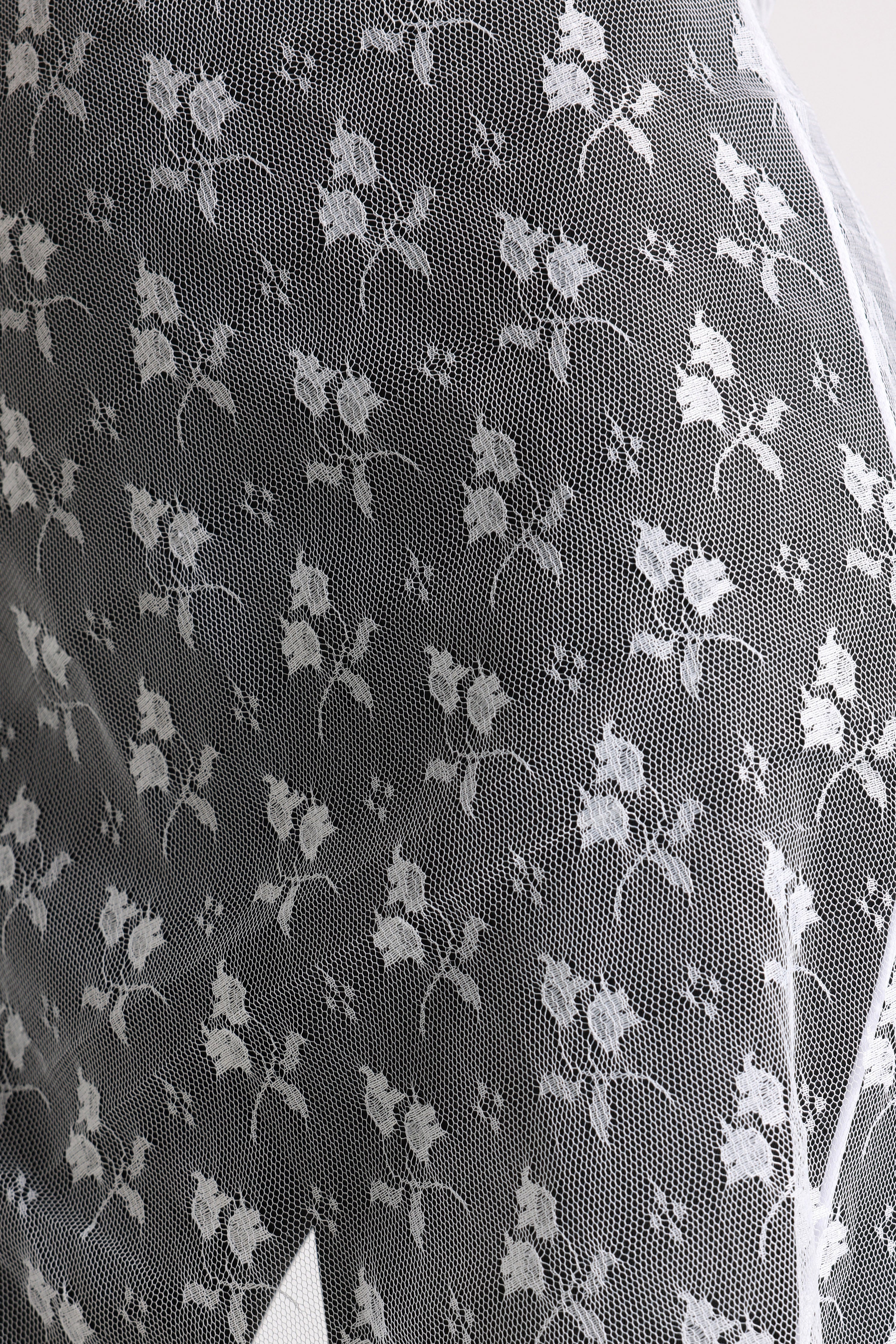 Spitzentuch / Foulard - White