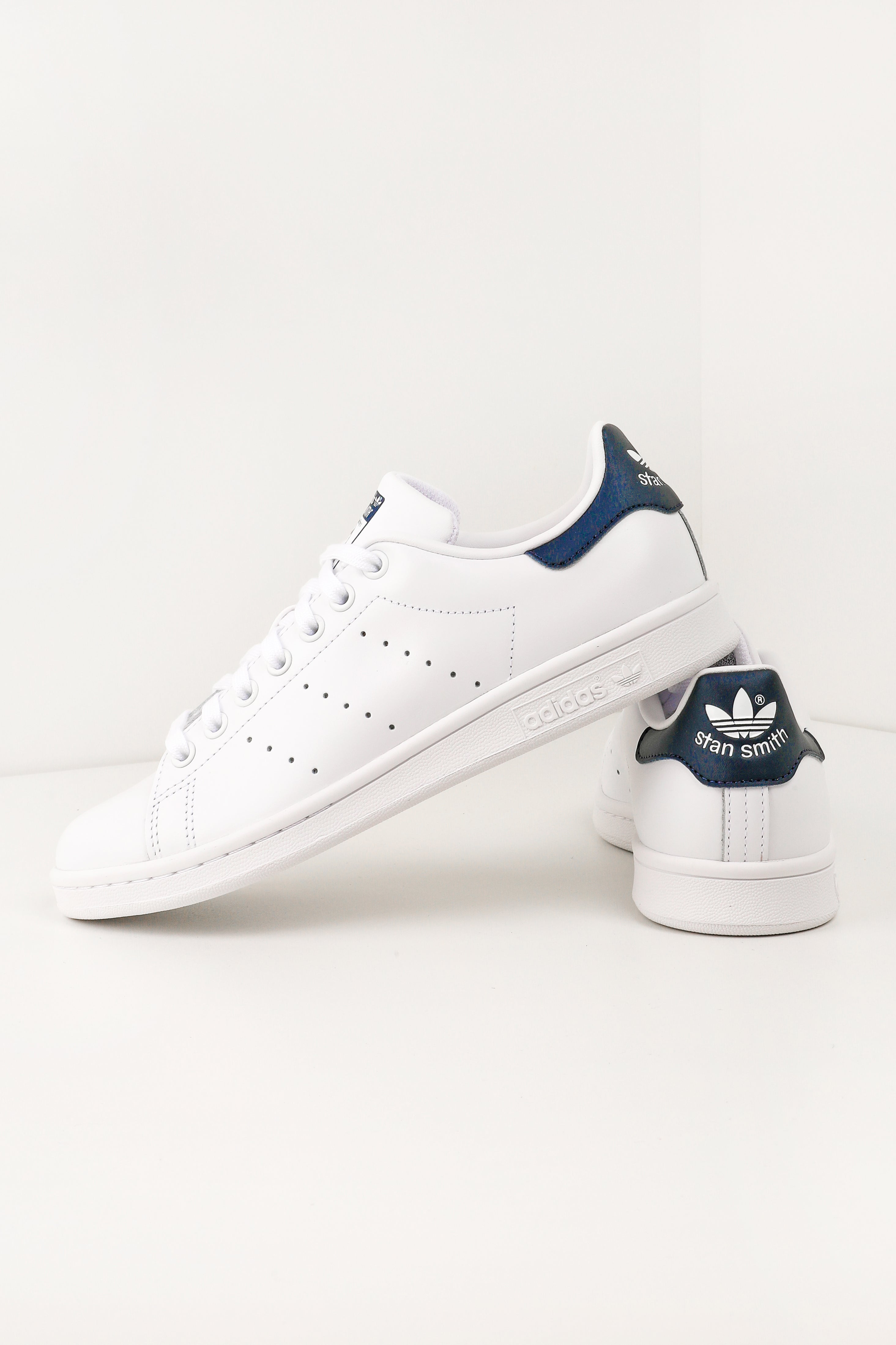Baskets Stan Smith - Blanc + Bleu marine