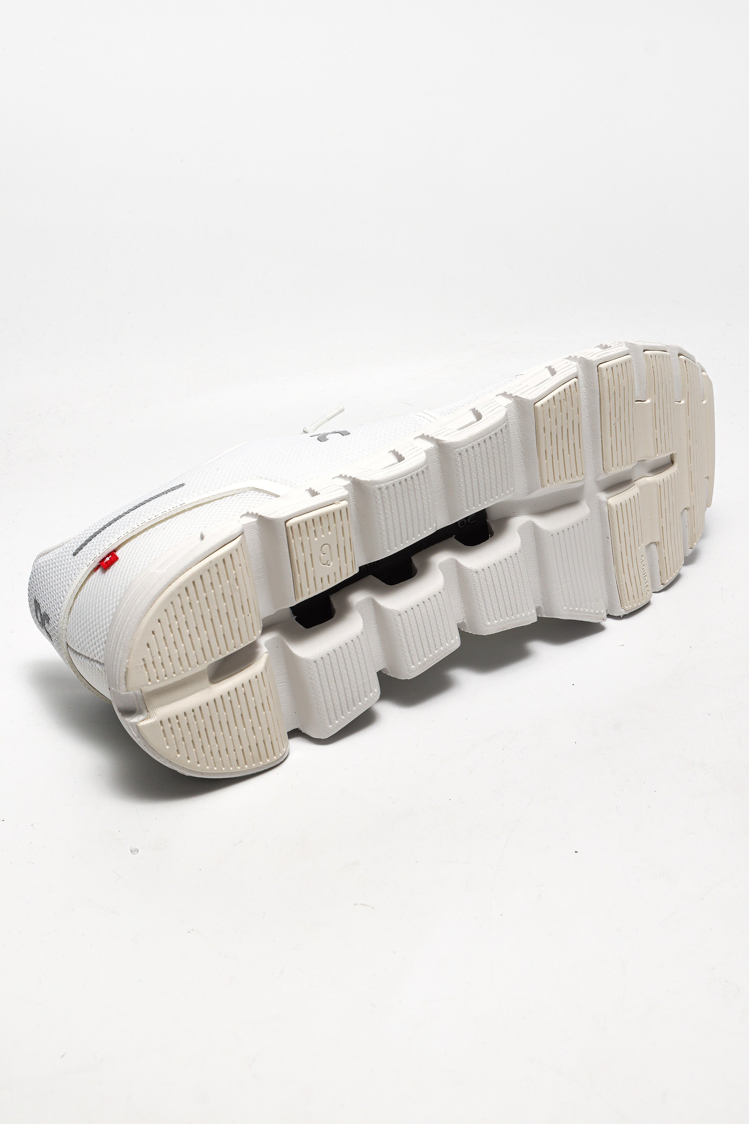 Cloud 6 sneakers - White