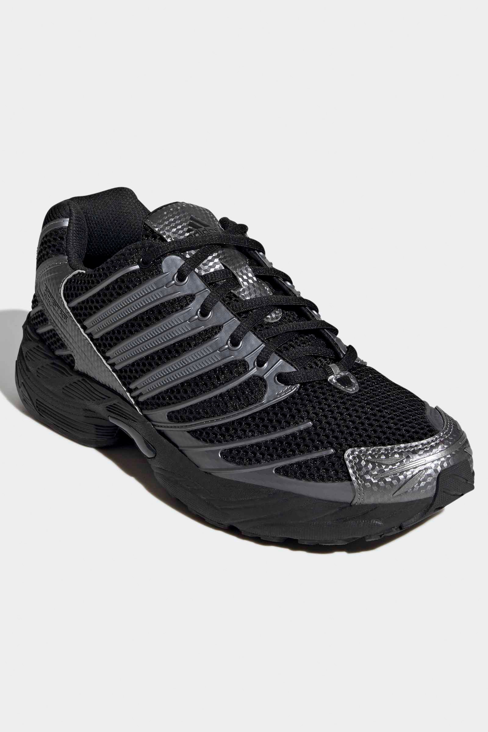 Adistar Control 3 sneakers - Core Black + Iron Metallic + Footwear White