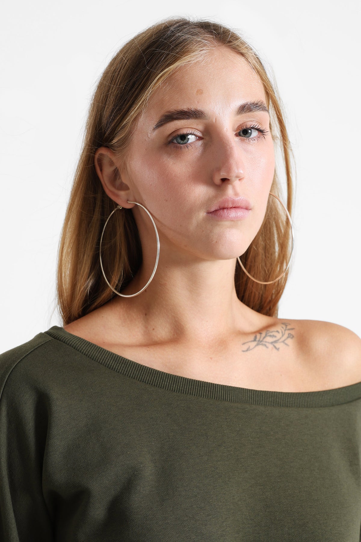 Camicia off shoulder maniche lunghe