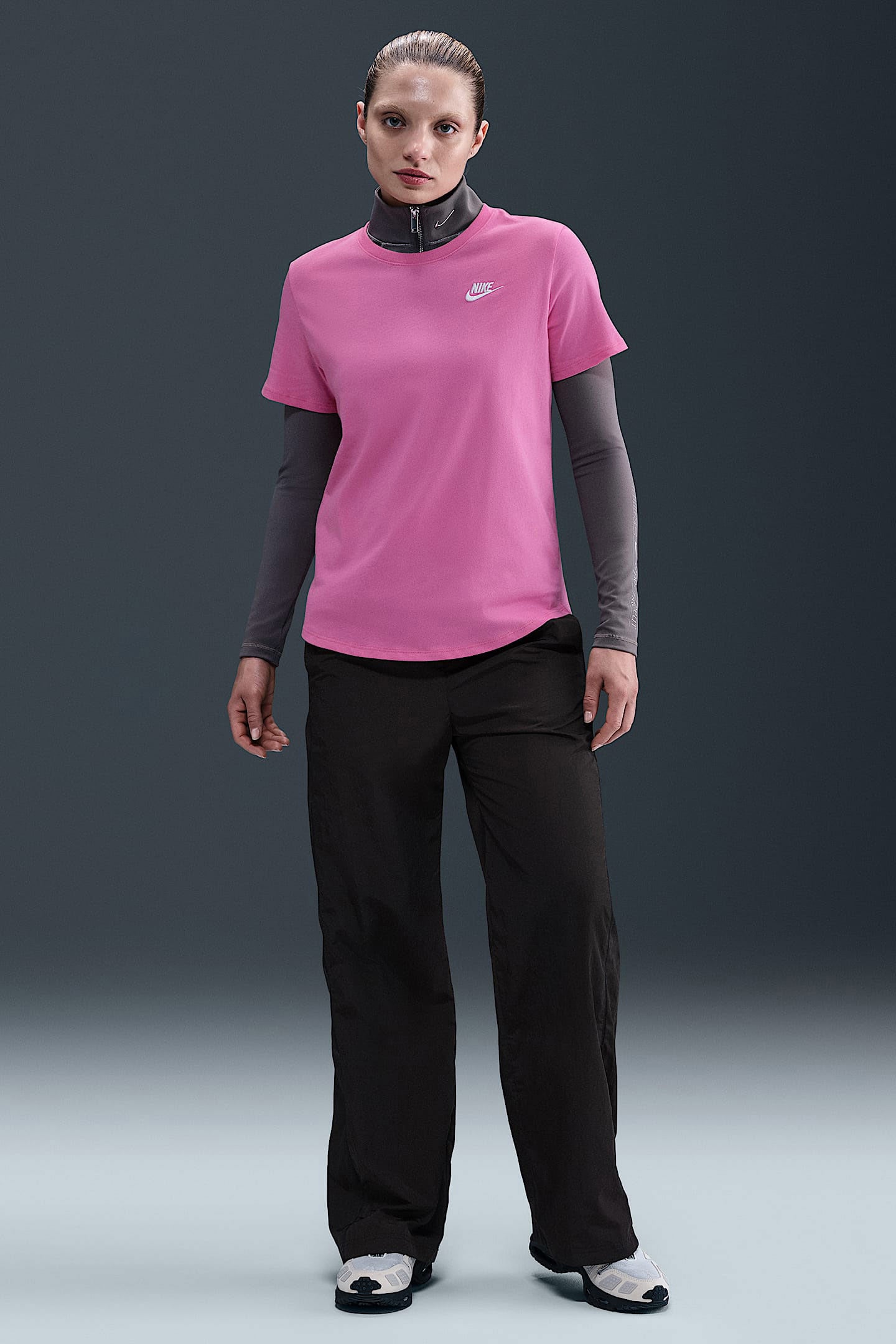 Sportswear Club Essentials t-shirt - Playful Pink