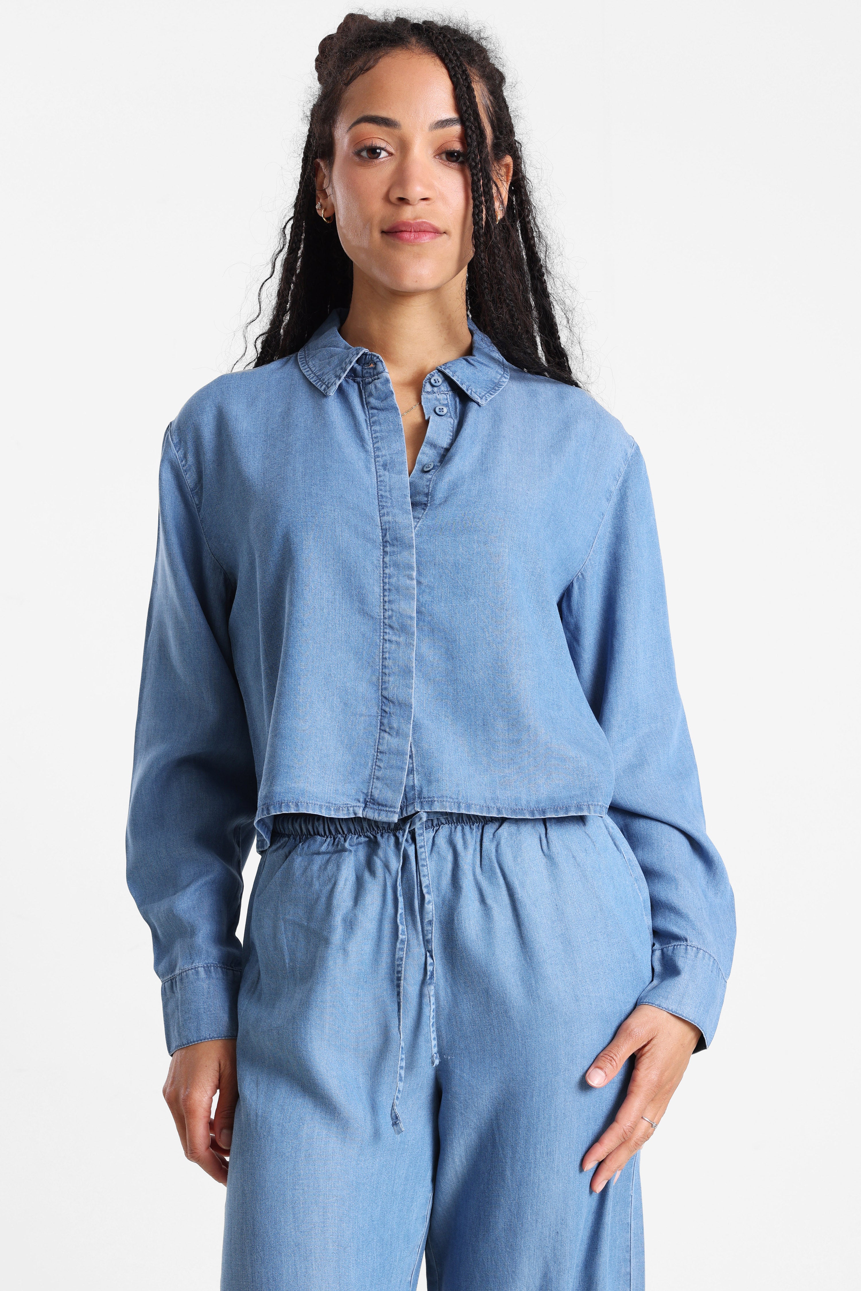 ONLCHARIS Crop Hemd - Medium Blue Denim