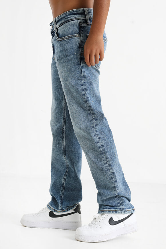 Straight Leg Jeans - Washed Blue Hero
