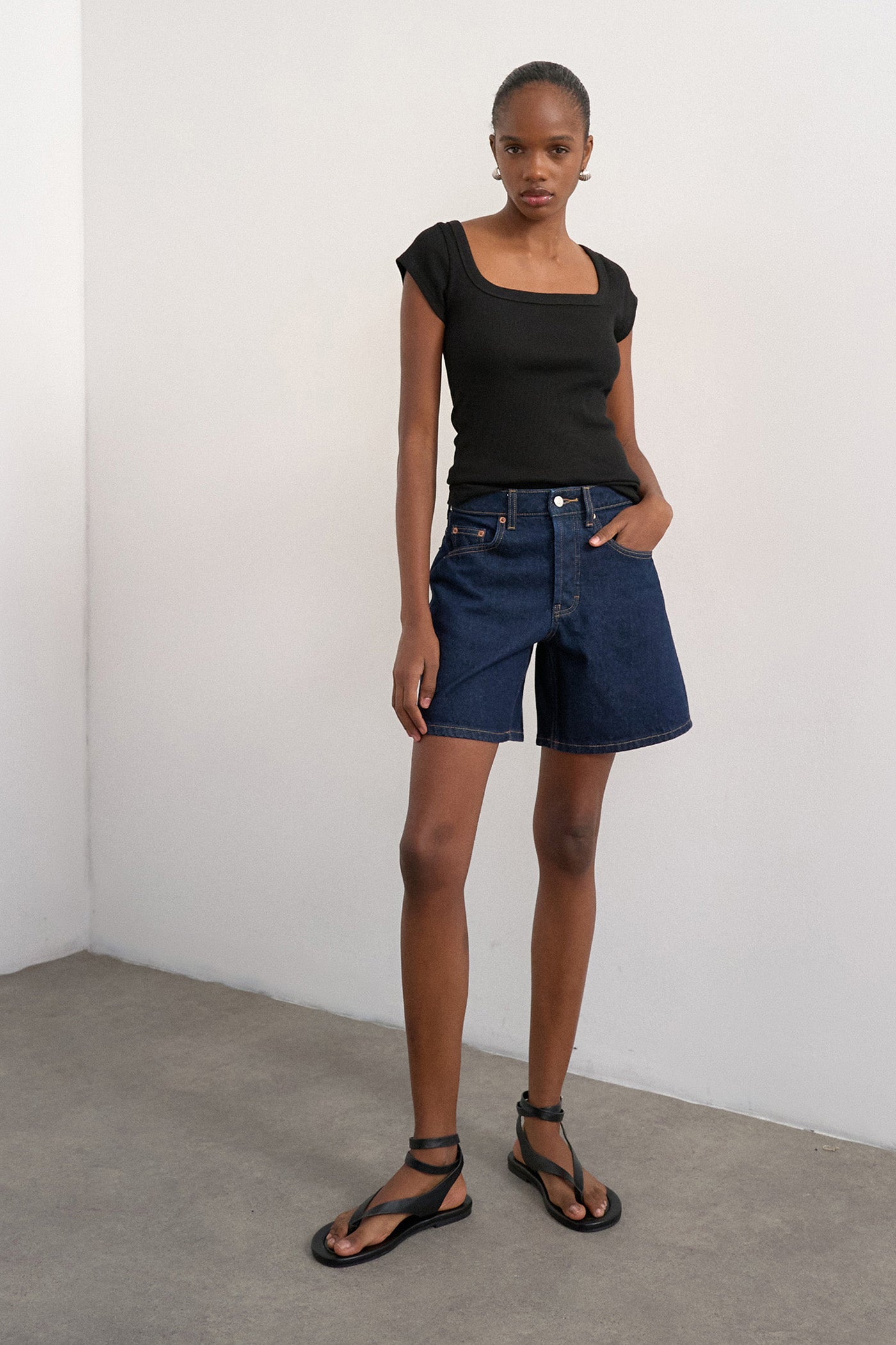 TSVIGGA Jeansshorts - Dark Blue