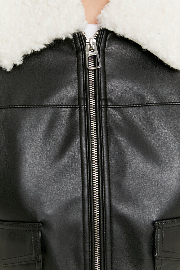 Veste en similicuir Crop - Black