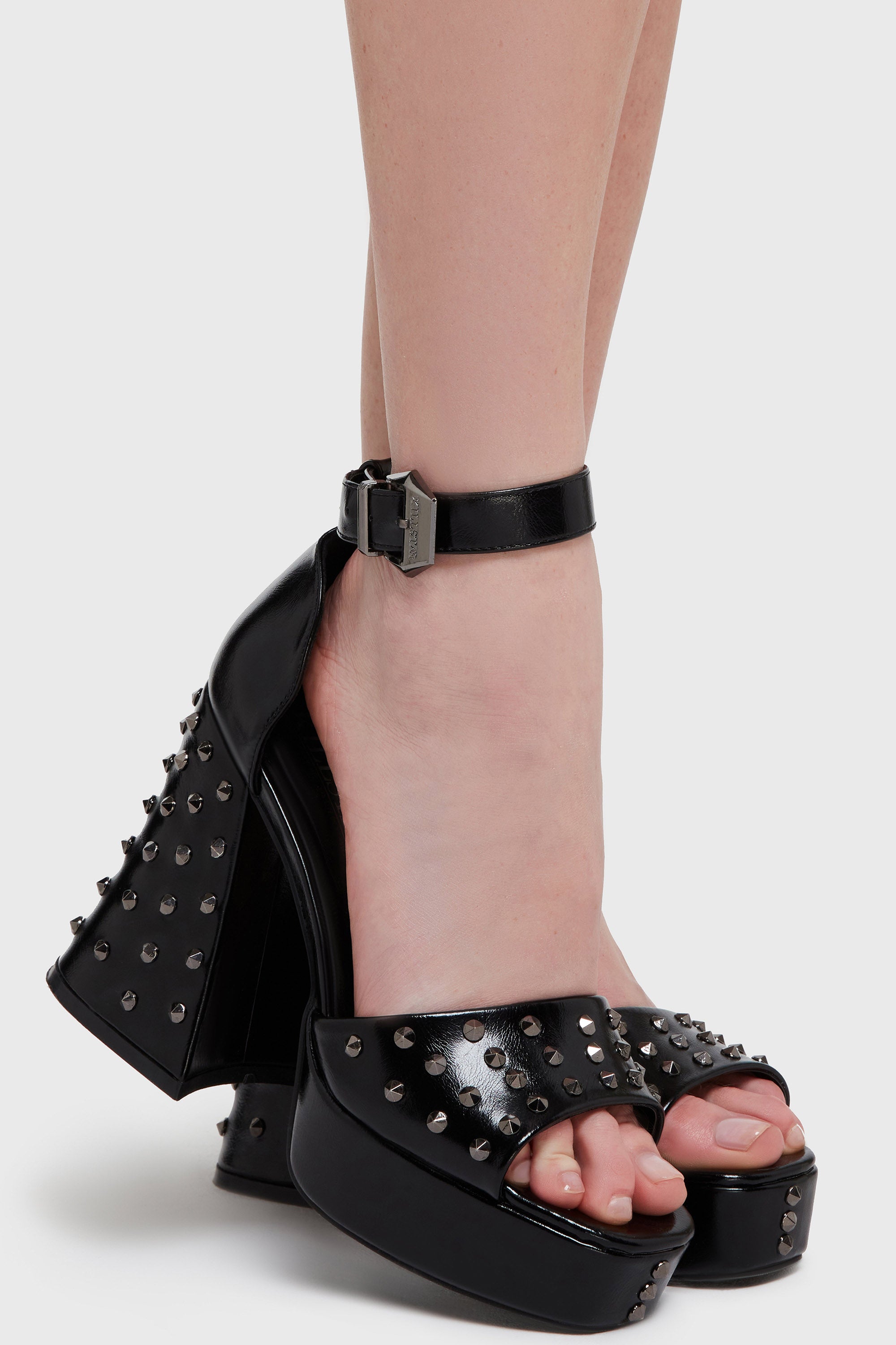 Waltz Of The Wicked Plateau Sandalen - Black